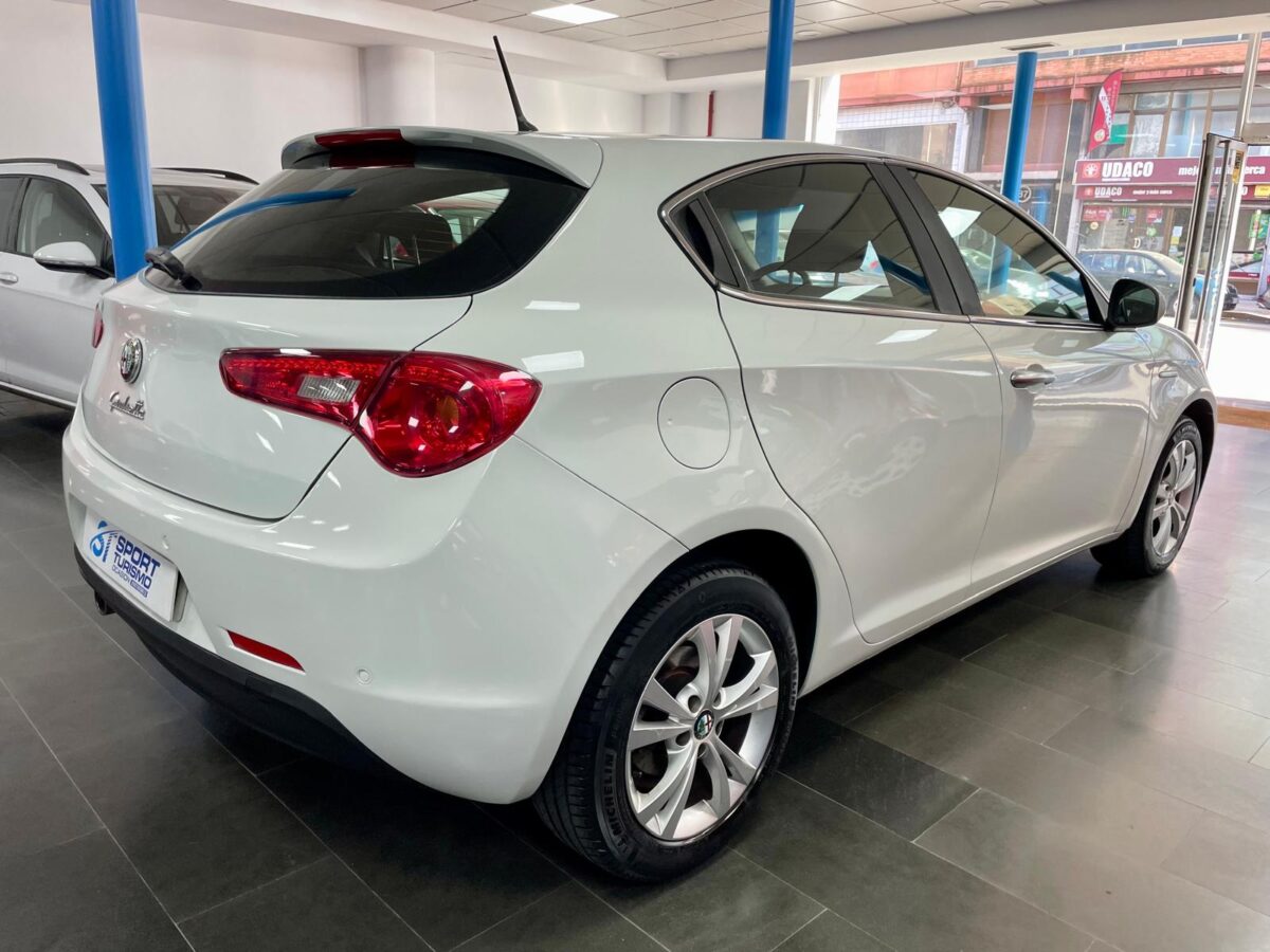 ALFA ROMEO 1.6JTDM DITINCTIVE