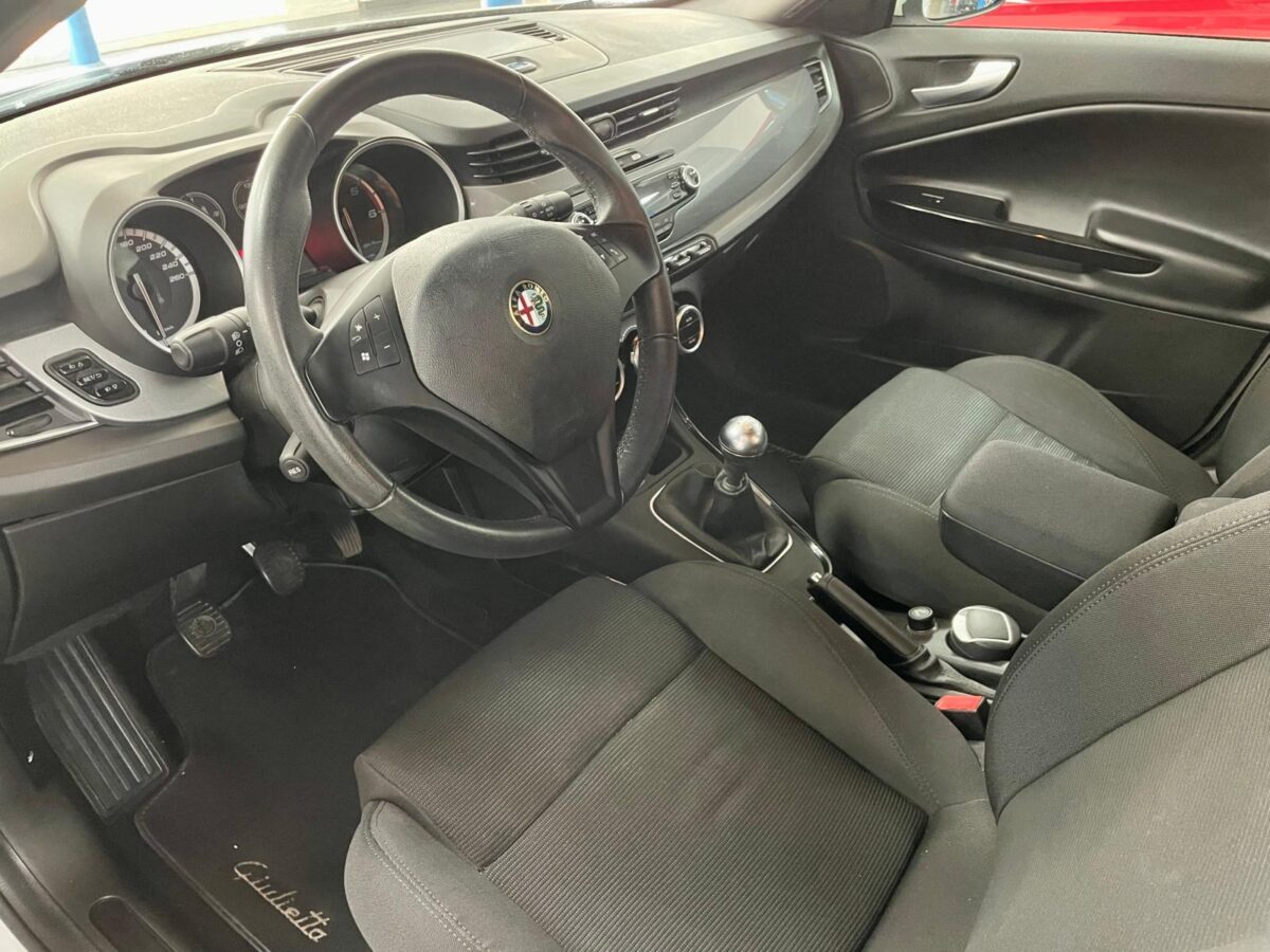 ALFA ROMEO 1.6JTDM DITINCTIVE