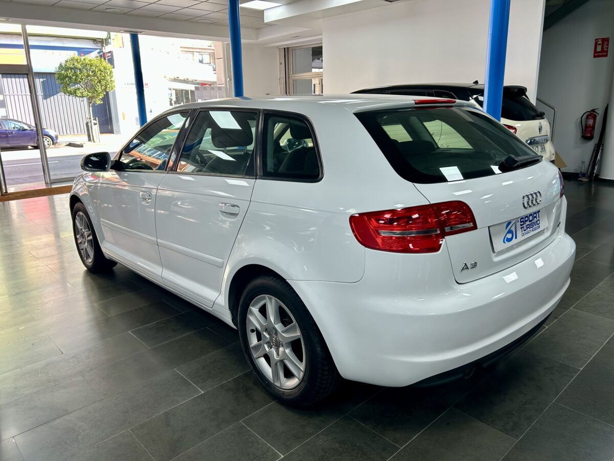AUDI A3 1.6tdi attraction