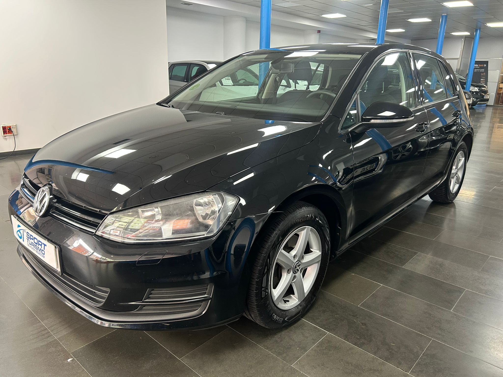 VOLKSWAGEN Golf Edition 1.2tsi