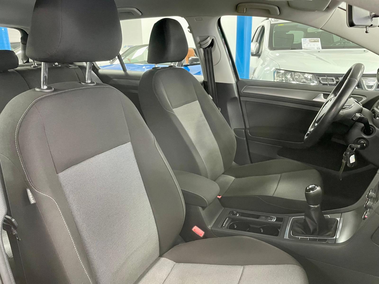 VOLKSWAGEN Golf 1.6tdi