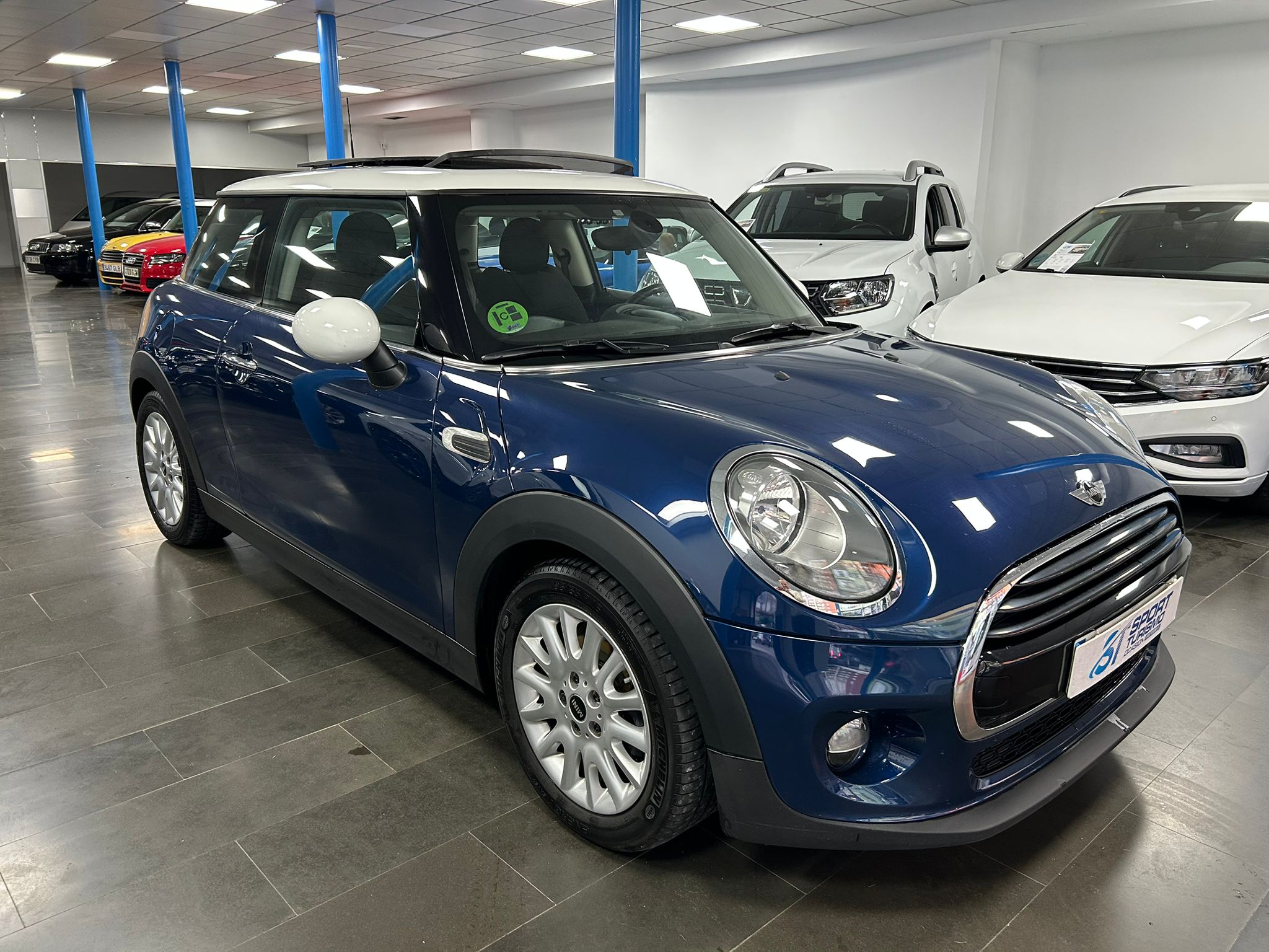 MINI COOPER 1.5 