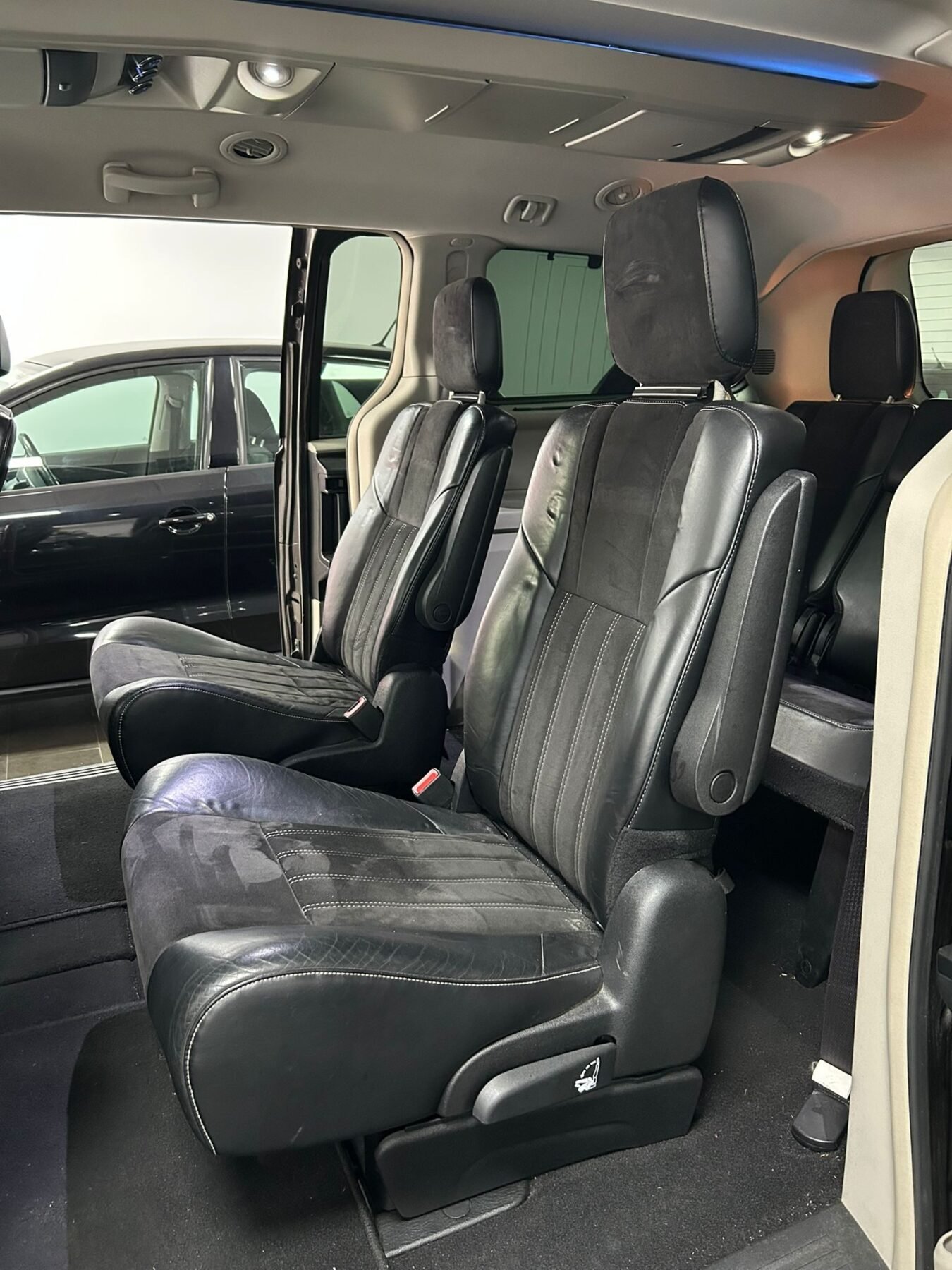 LANCIA VOYAGER 2.8CRD