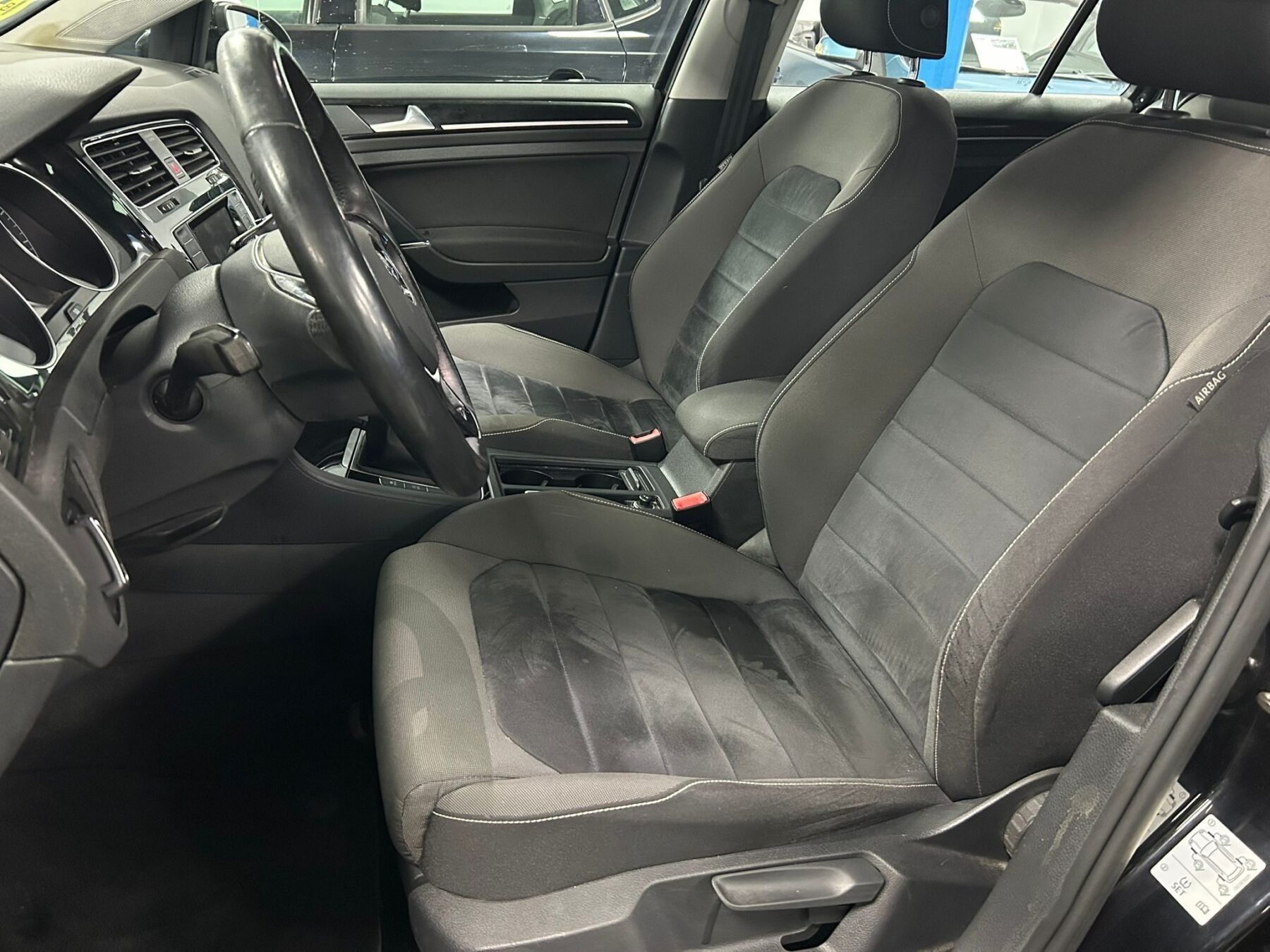 VOLKSWAGEN Golf VII 2.0 TDI Sport BlueMotion