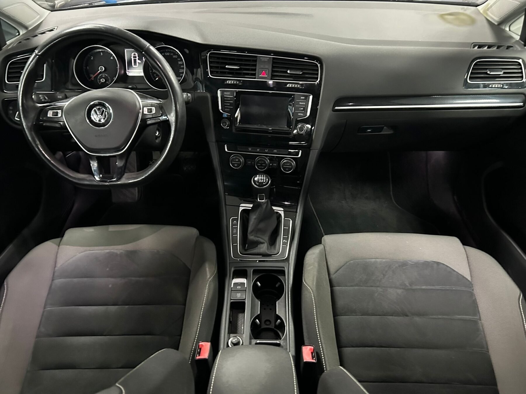 VOLKSWAGEN Golf VII 2.0 TDI Sport BlueMotion