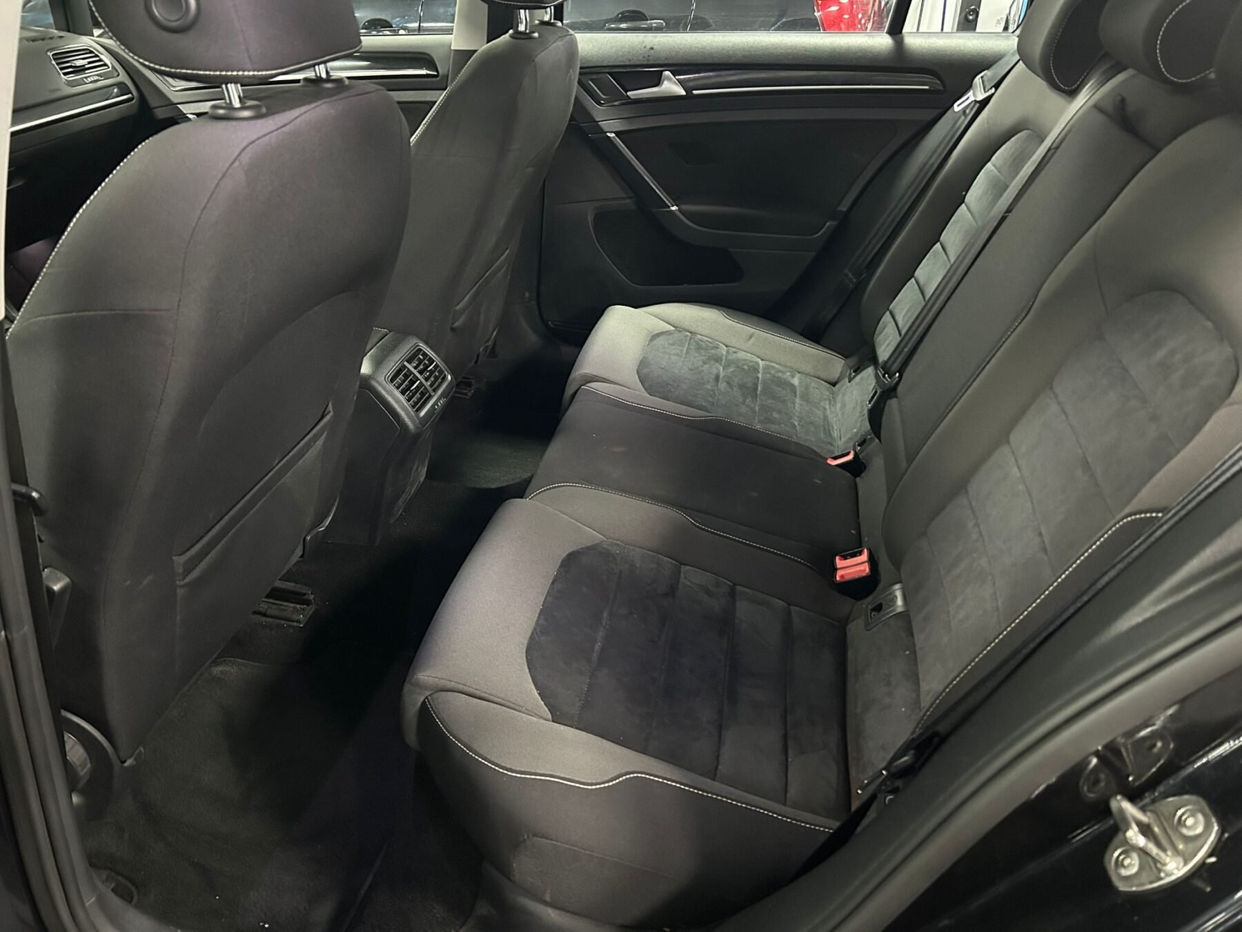 VOLKSWAGEN Golf VII 2.0 TDI Sport BlueMotion