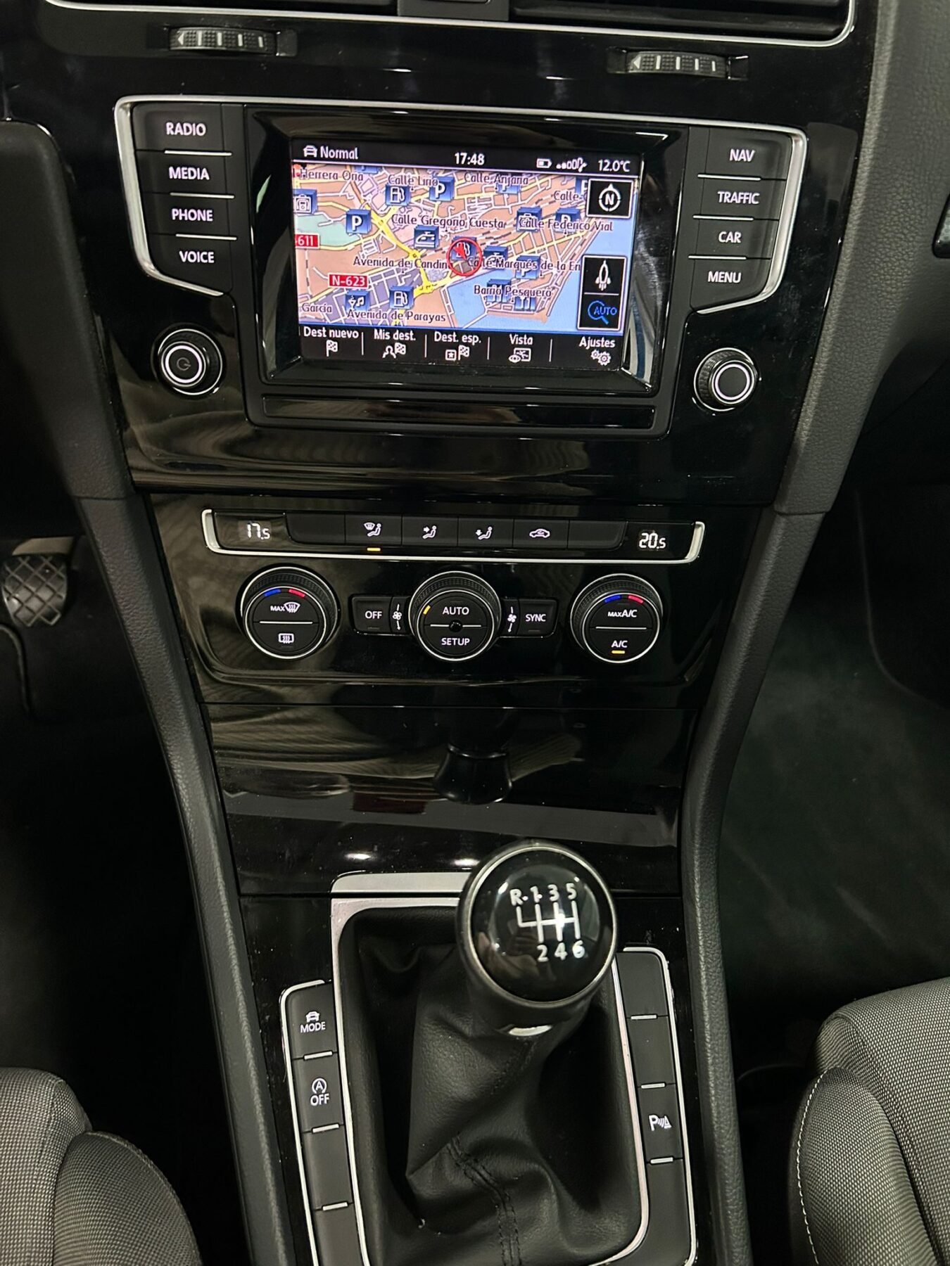 VOLKSWAGEN Golf VII 2.0 TDI Sport BlueMotion