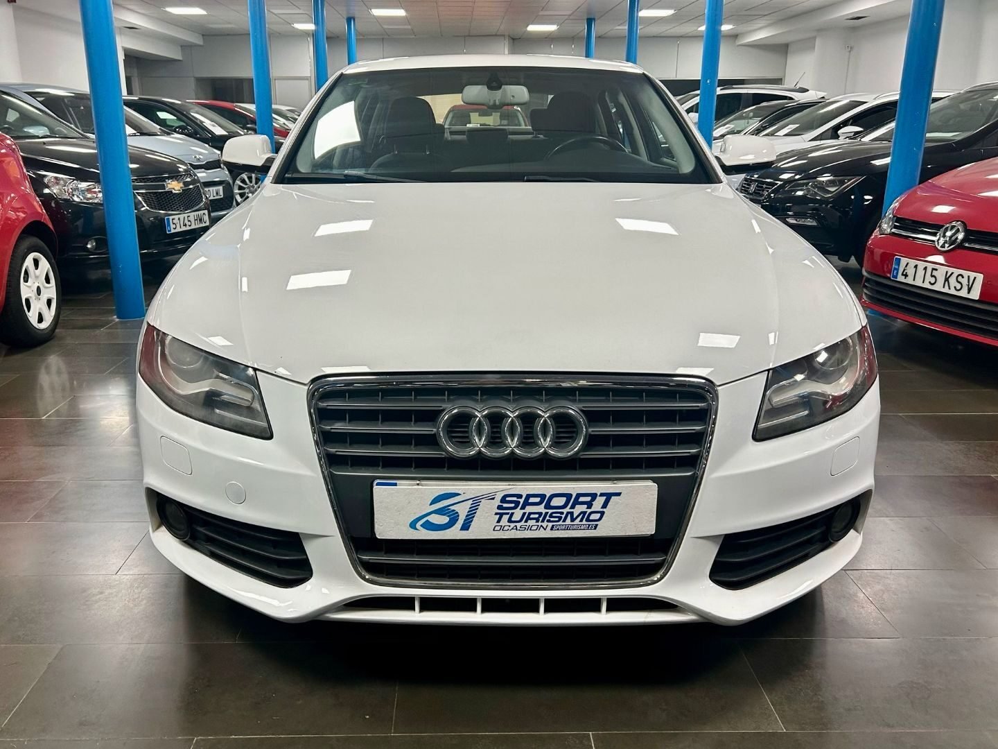 AUDI A4 2.0tdi