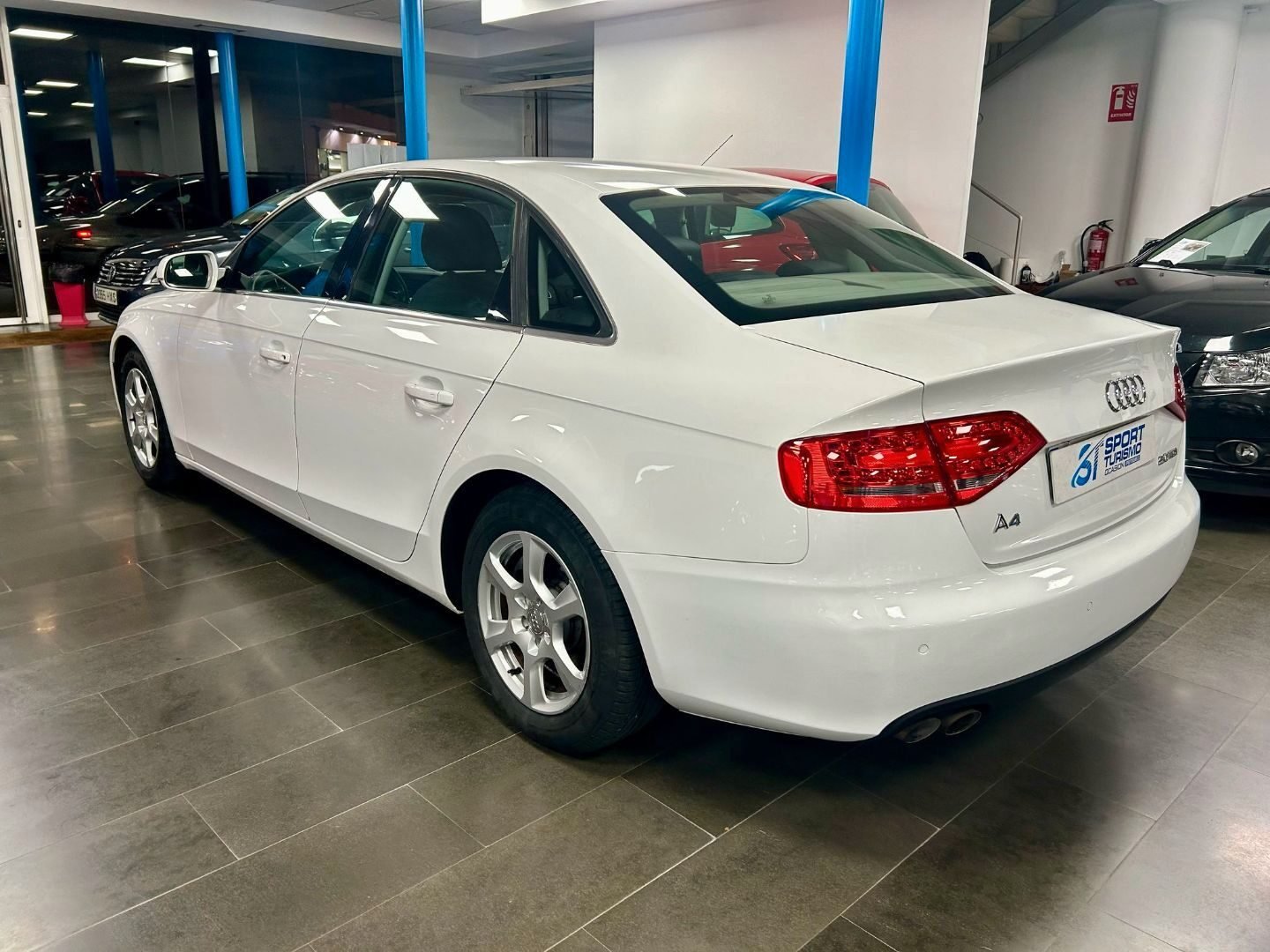 AUDI A4 2.0tdi