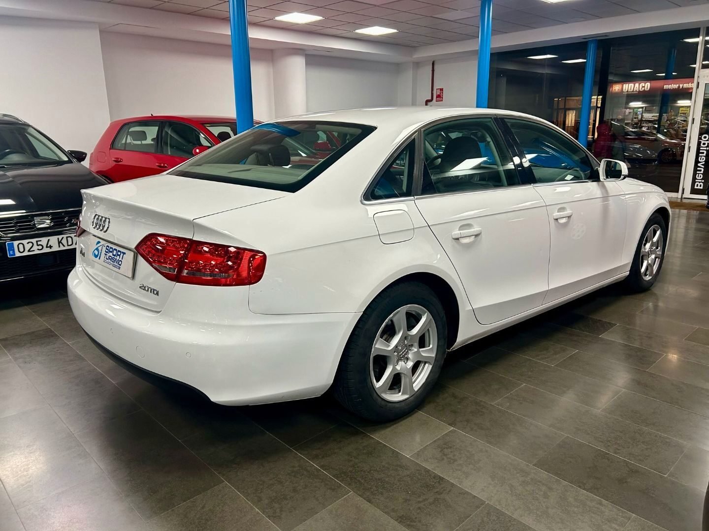 AUDI A4 2.0tdi