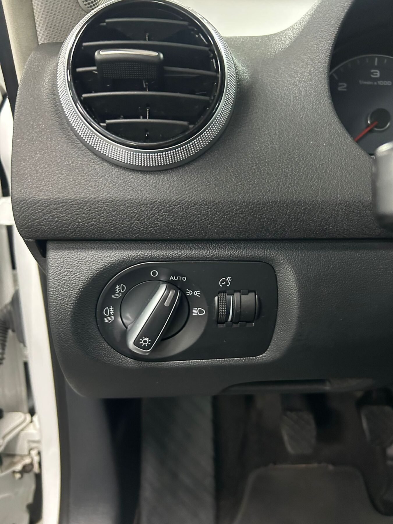 AUDI A3 Sportback 1.6tdi attraction