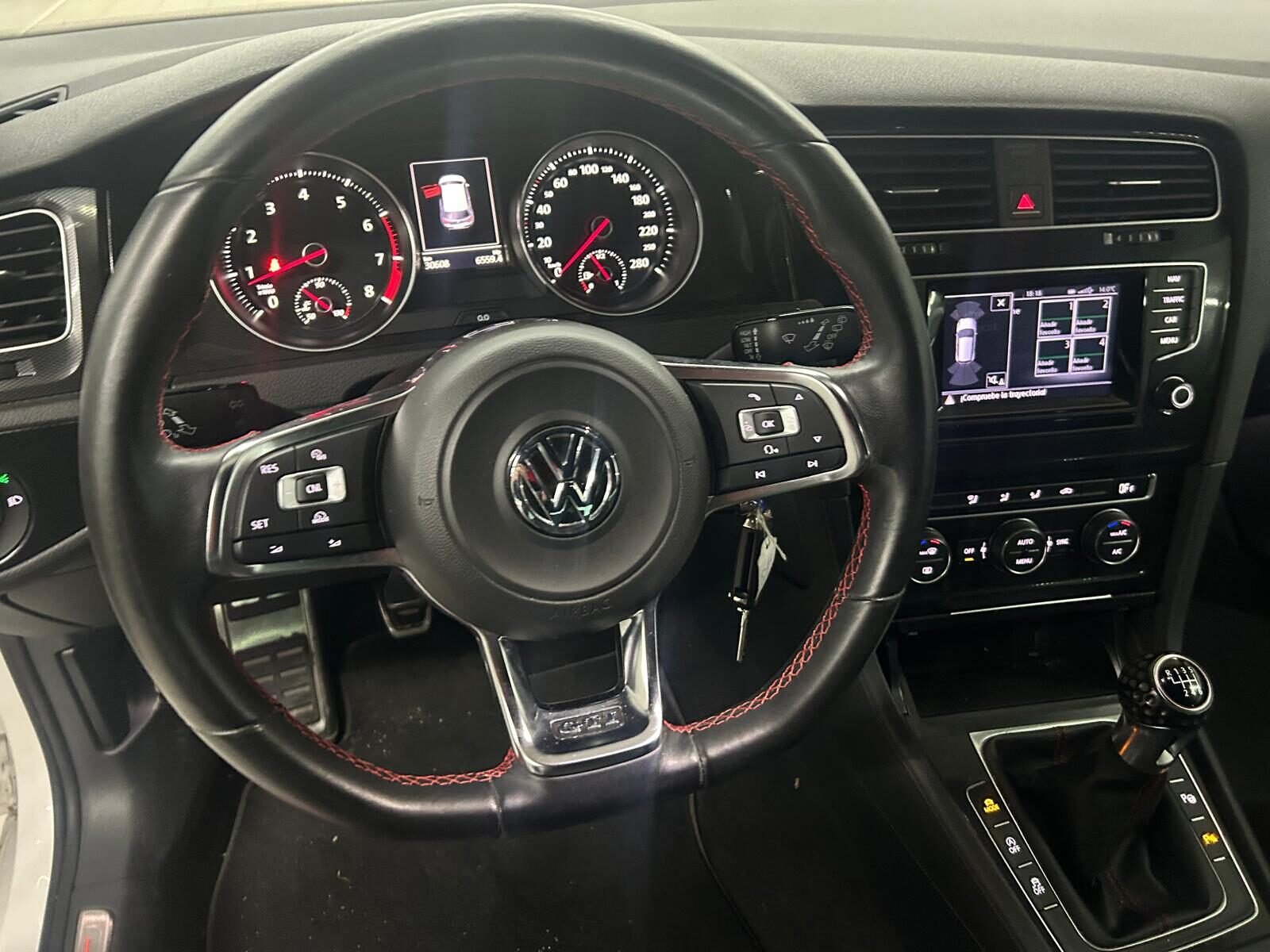 VOLKSWAGEN Golf 2.0 TSI GTI BlueMotion Tech 3p