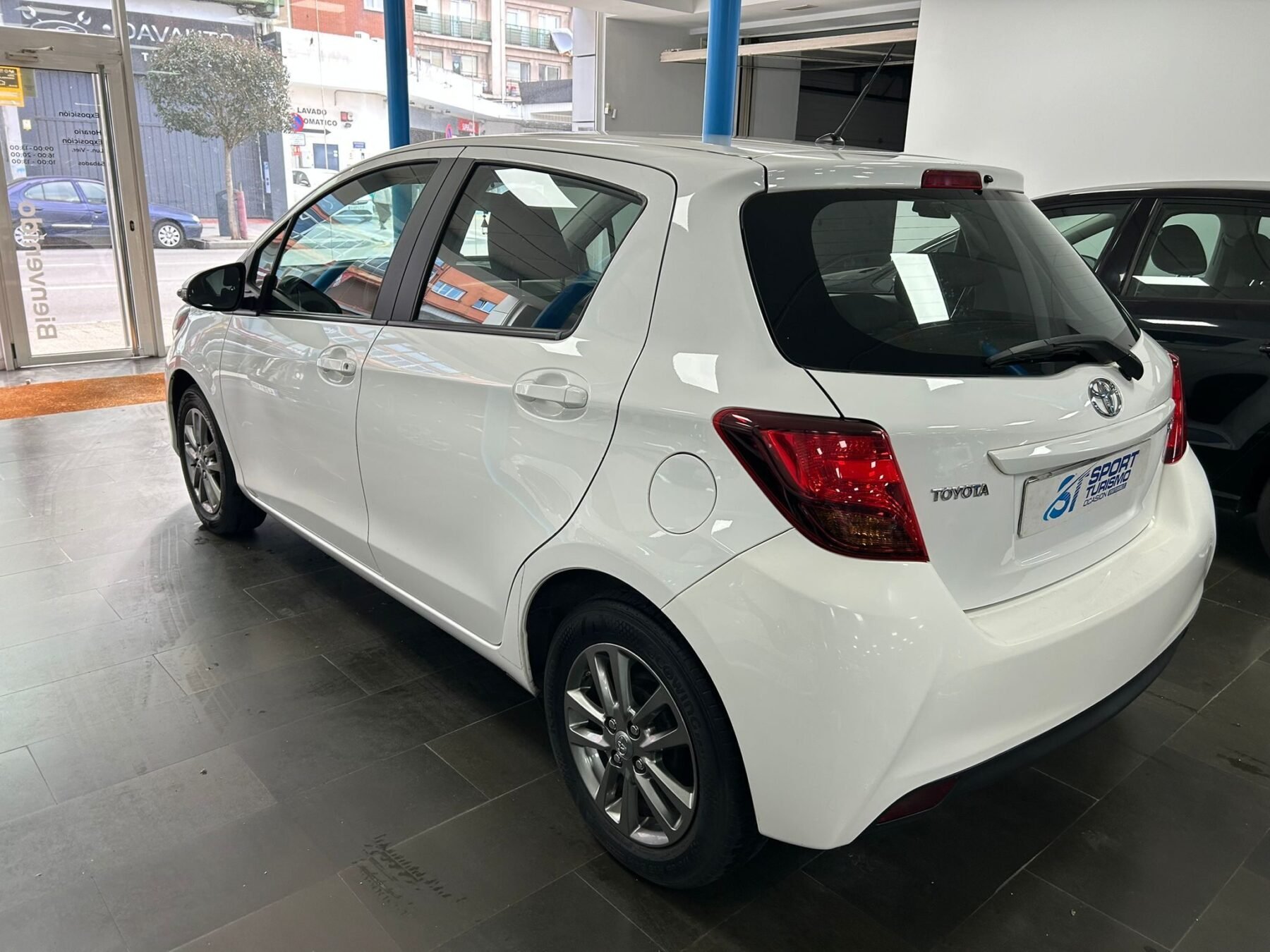 TOYOTA YARIS CITY 1.0