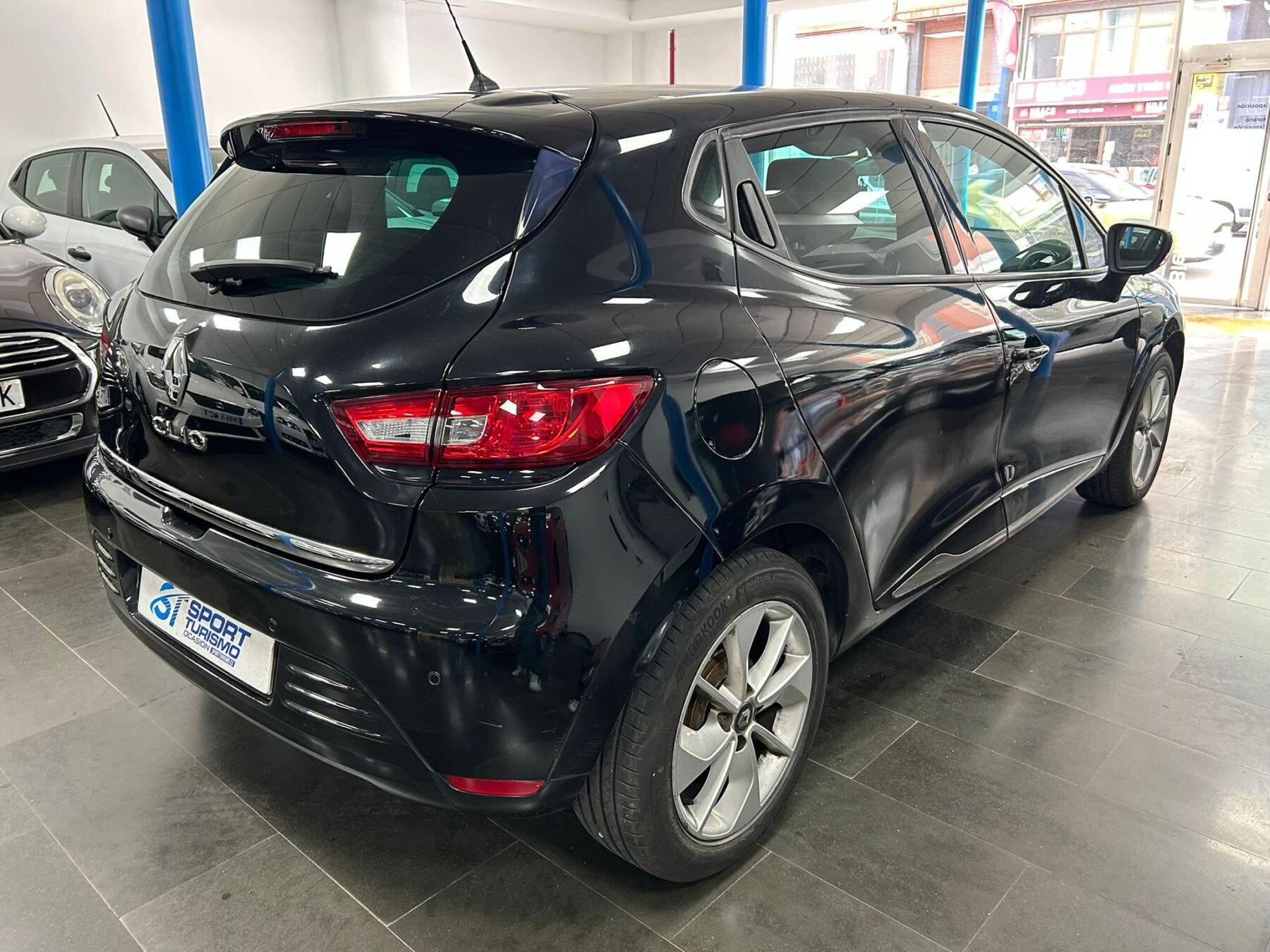 RENAULT Clio 0.9 TCe limited