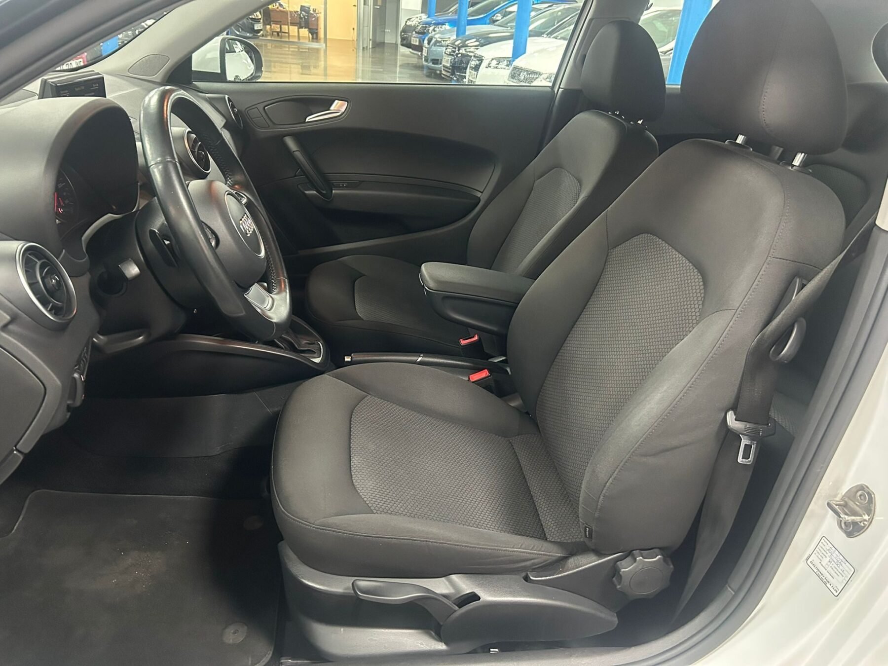 AUDI A1 1.0TFSI S-LINE