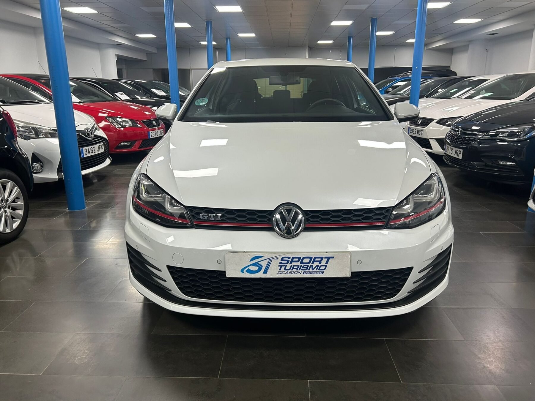 VOLKSWAGEN Golf 2.0 TSI GTI BlueMotion Tech 3p