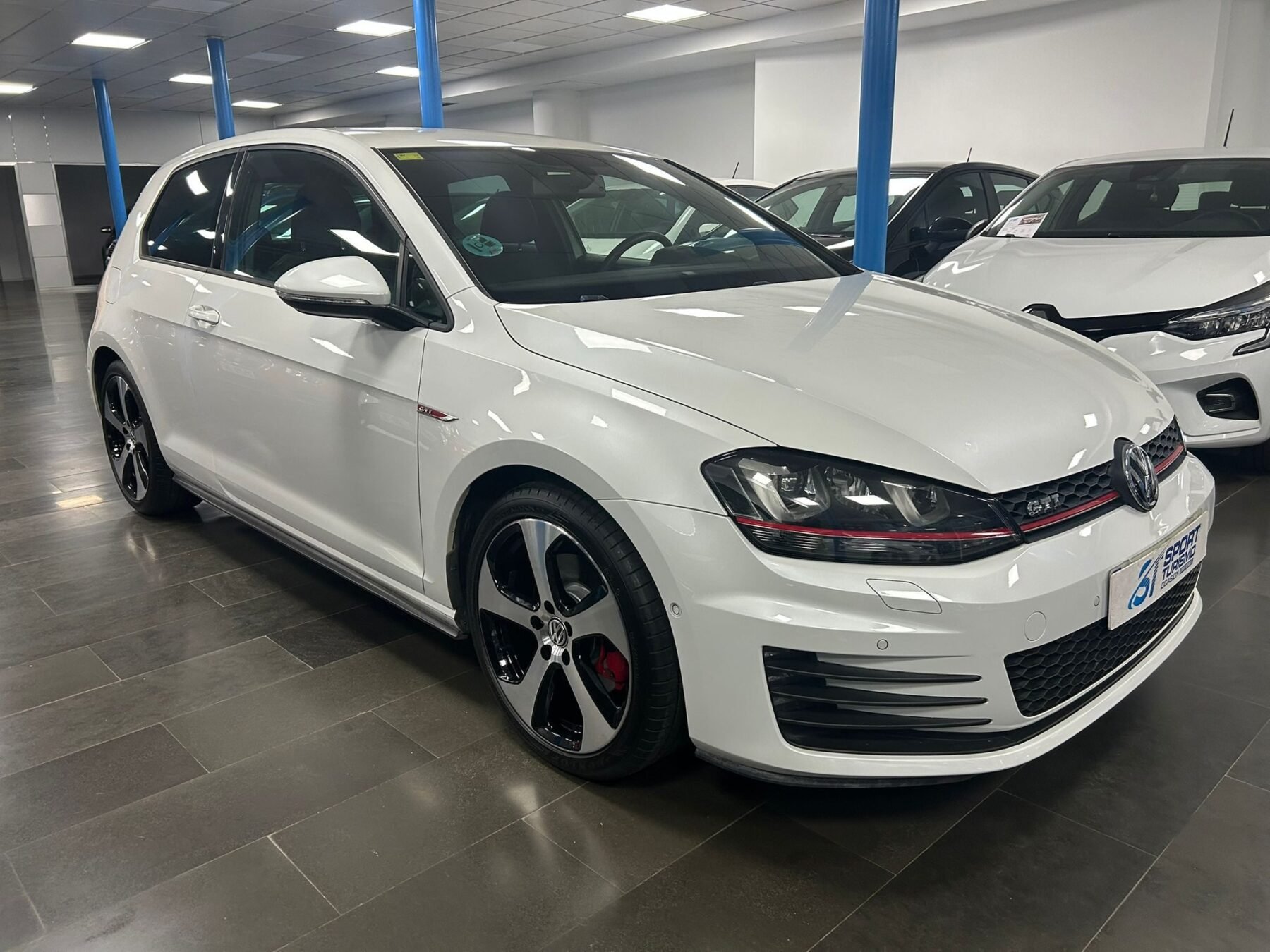 VOLKSWAGEN Golf 2.0 TSI GTI BlueMotion Tech 3p