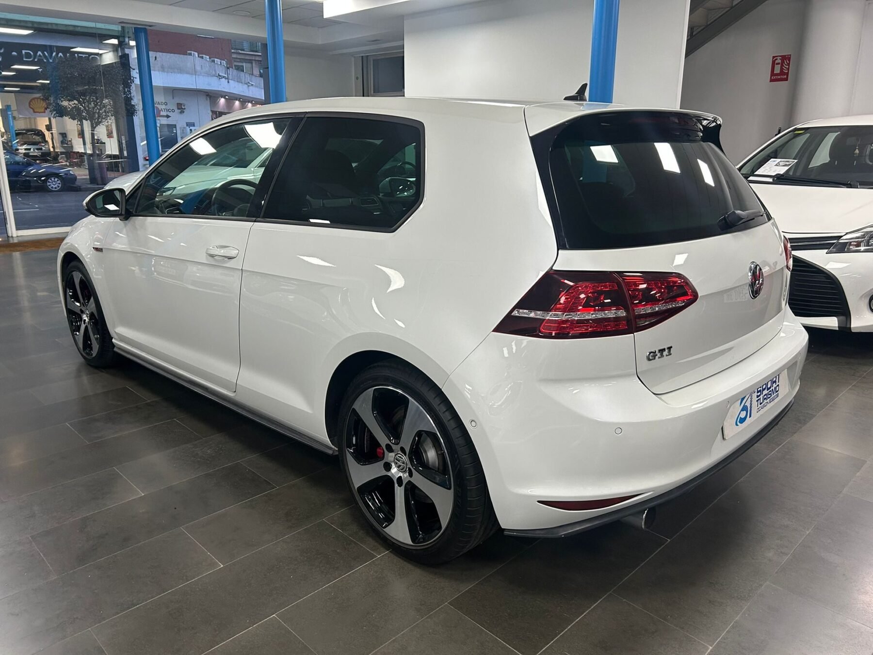 VOLKSWAGEN Golf 2.0 TSI GTI BlueMotion Tech 3p