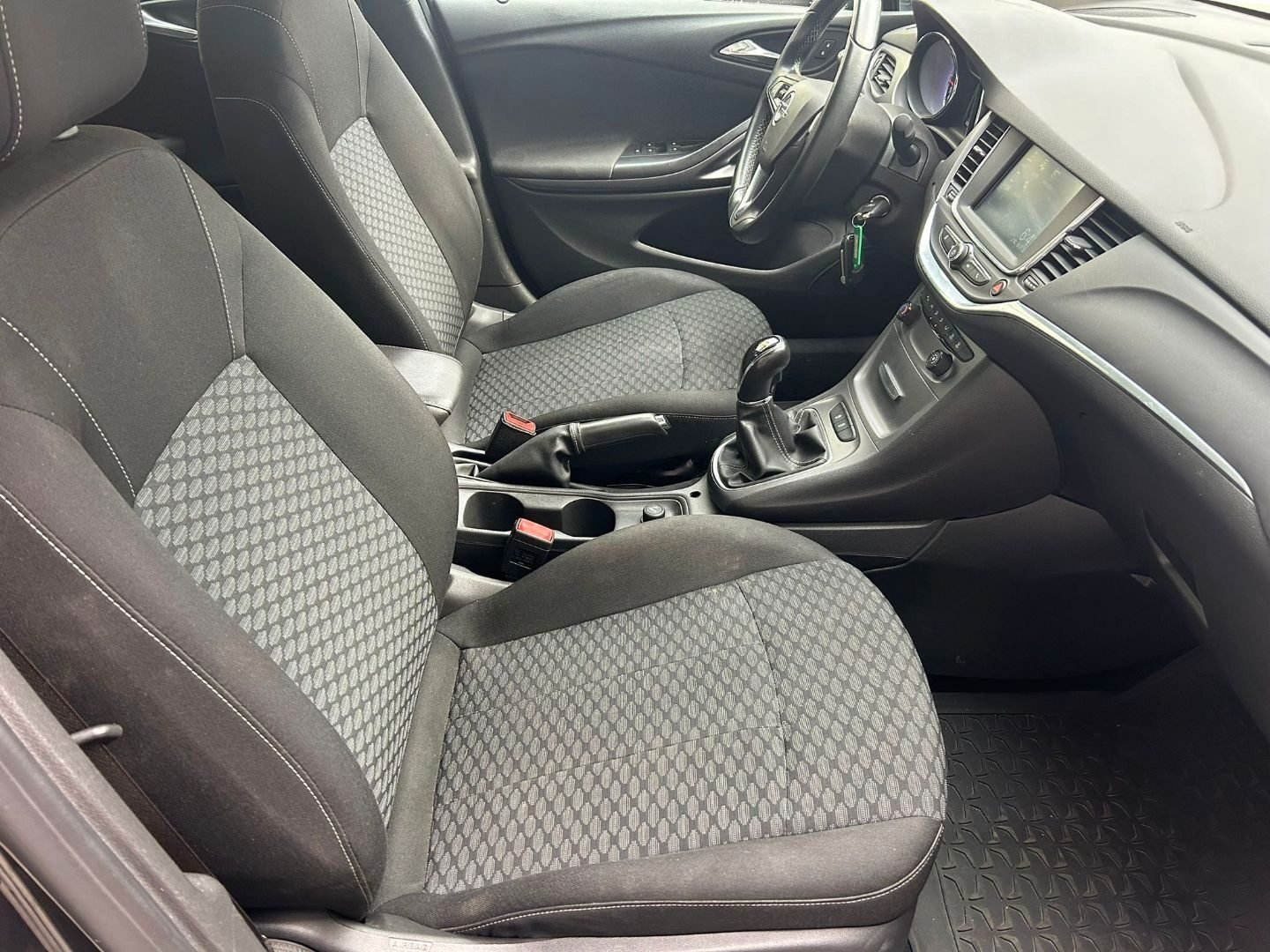 OPEL ASTRA 1.4T SELECTIVE