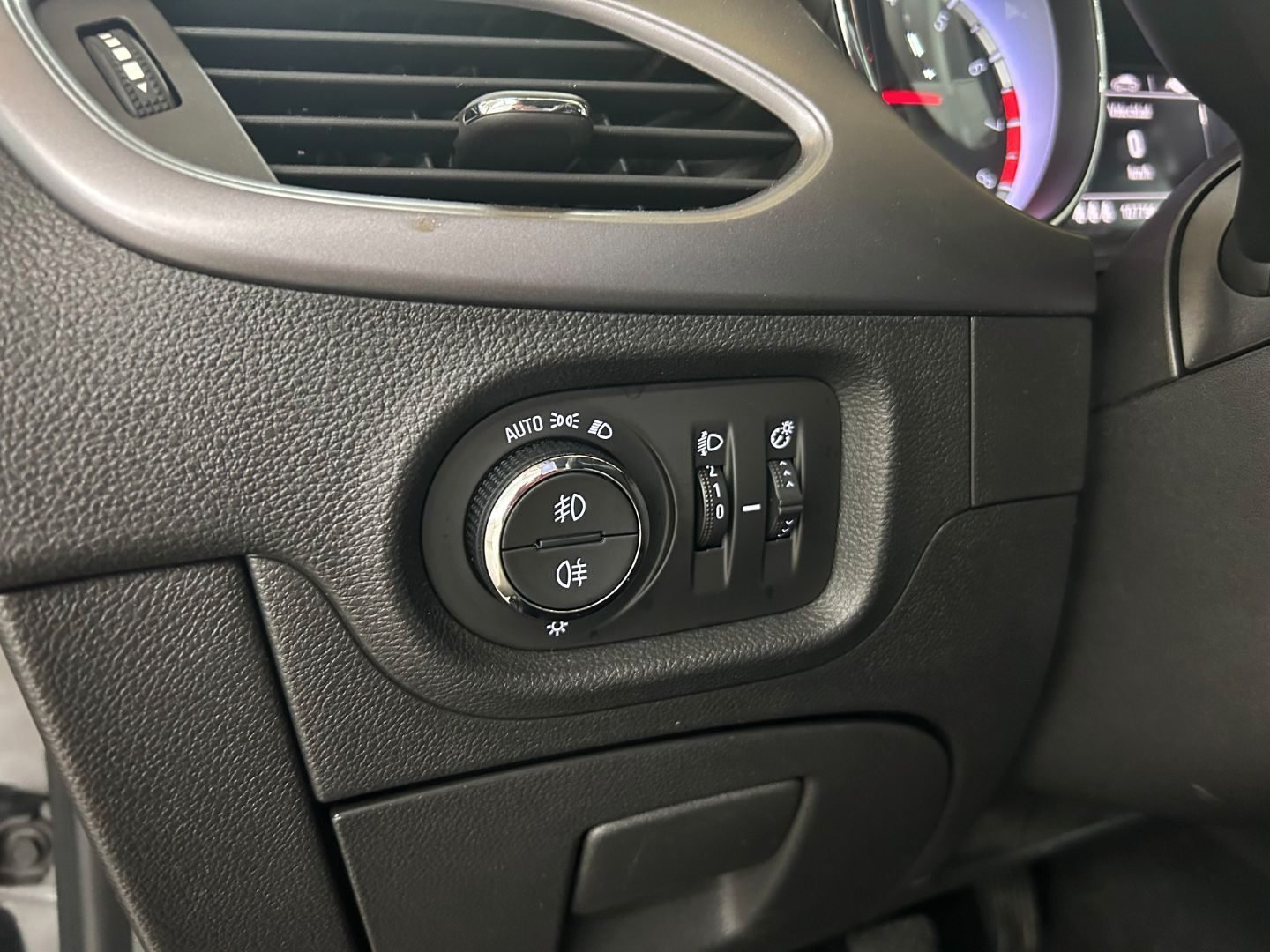 OPEL ASTRA 1.4T SELECTIVE