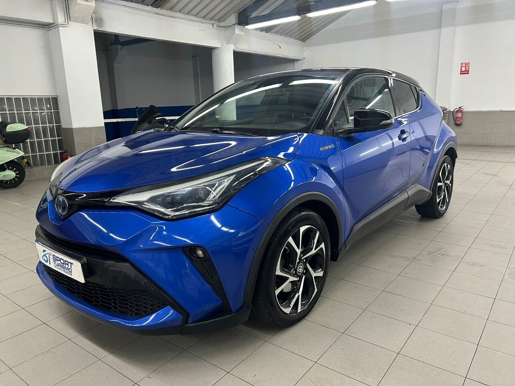 TOYOTA C-HR ADVANCE LUXURY 2.0