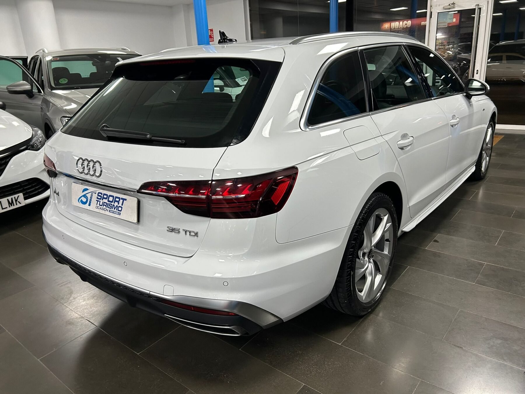 AUDI A4 35 TDI Mild-Hybrid S line 163cv