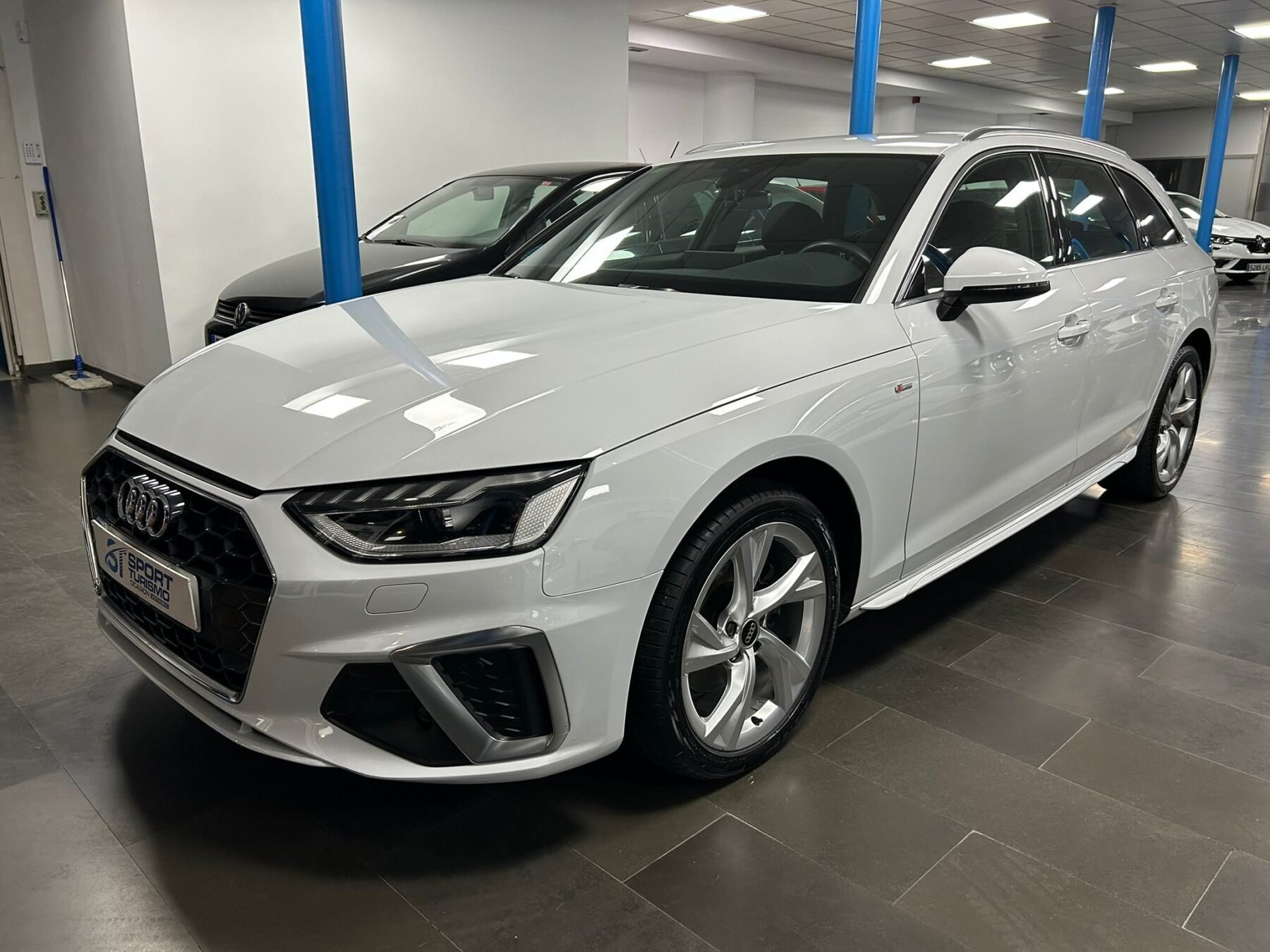 AUDI A4 35 TDI Mild-Hybrid S line 163cv