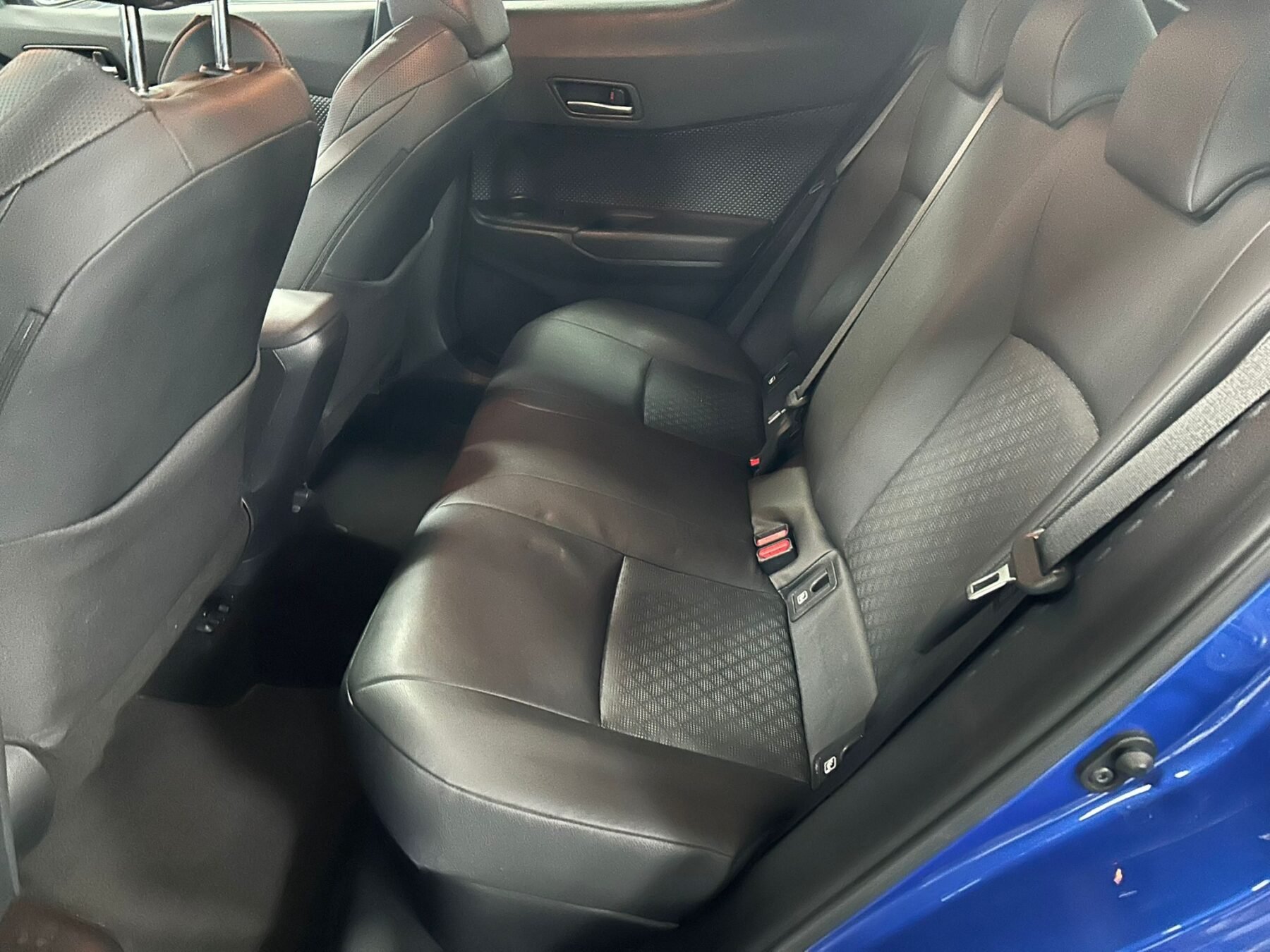 TOYOTA C-HR ADVANCE LUXURY 2.0