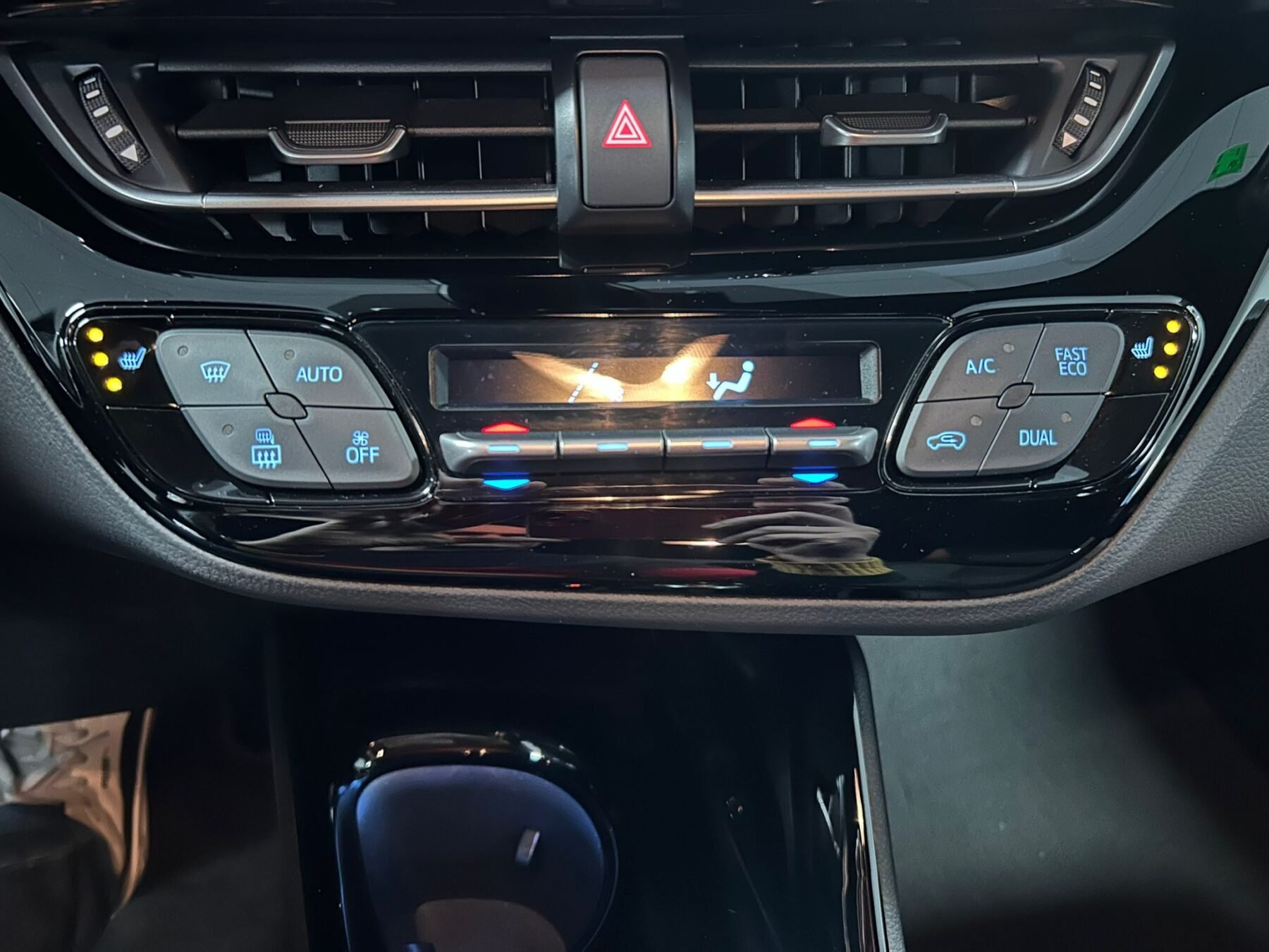 TOYOTA C-HR ADVANCE LUXURY 2.0