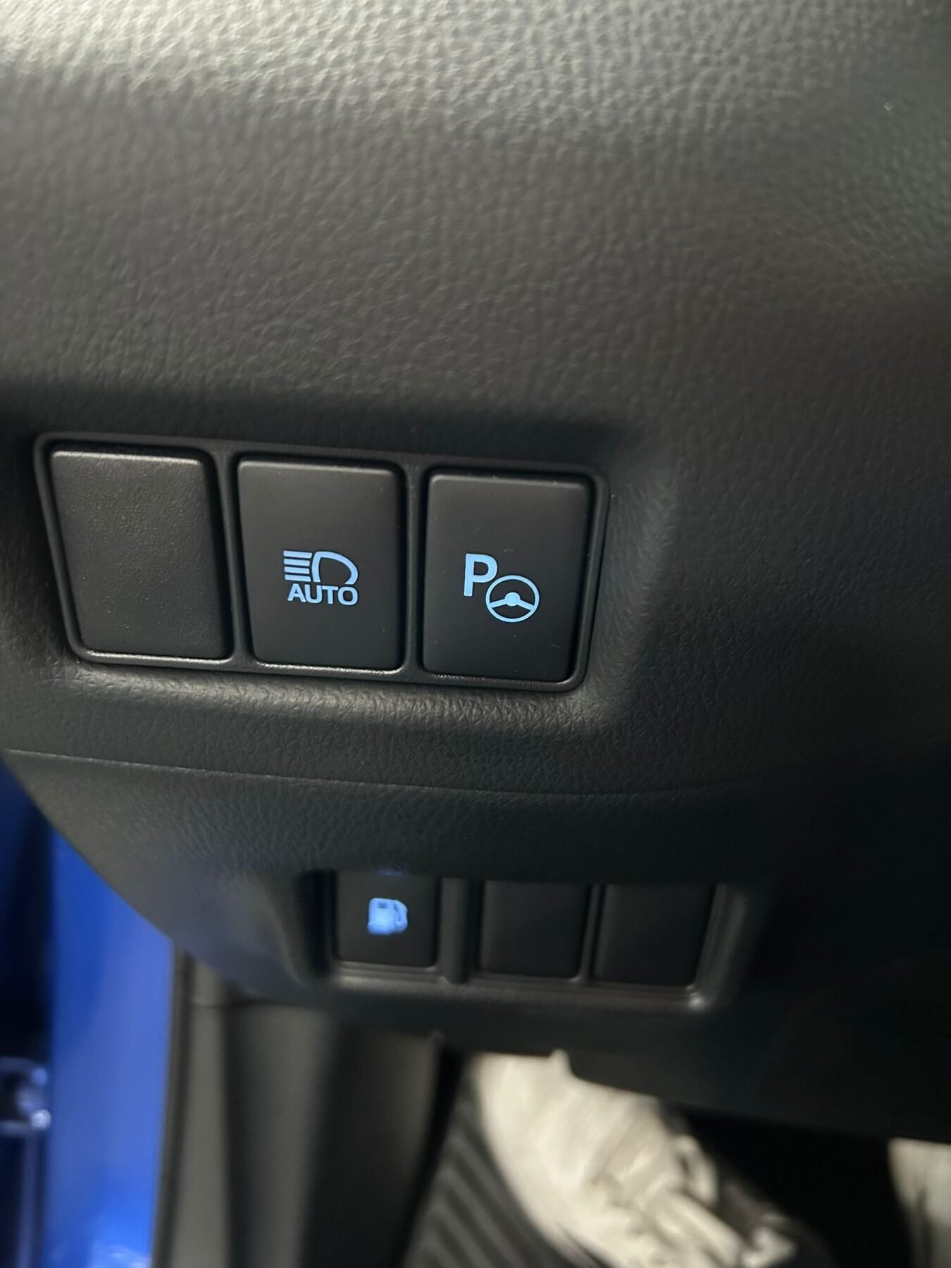 TOYOTA C-HR ADVANCE LUXURY 2.0