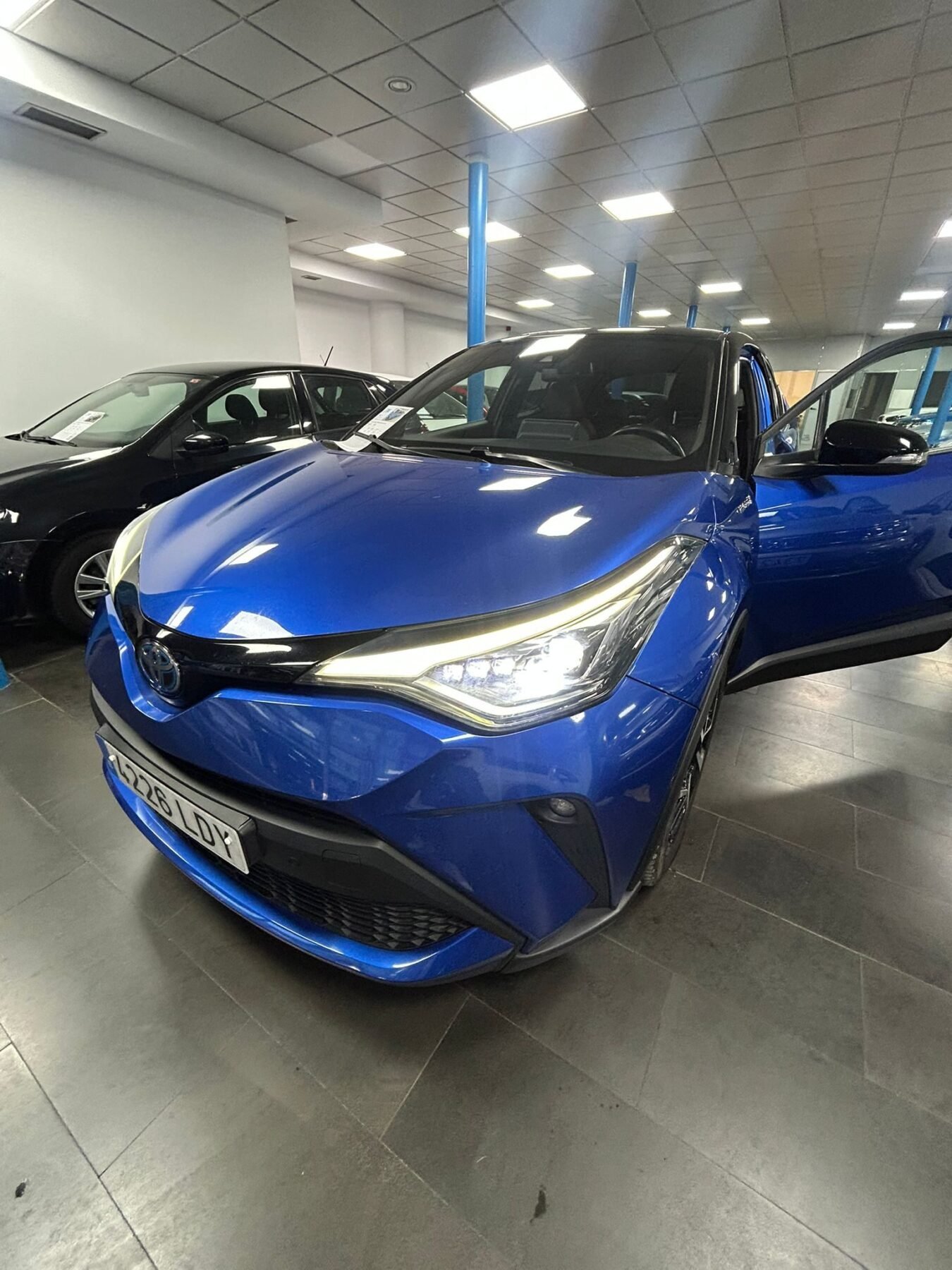 TOYOTA C-HR ADVANCE LUXURY 2.0