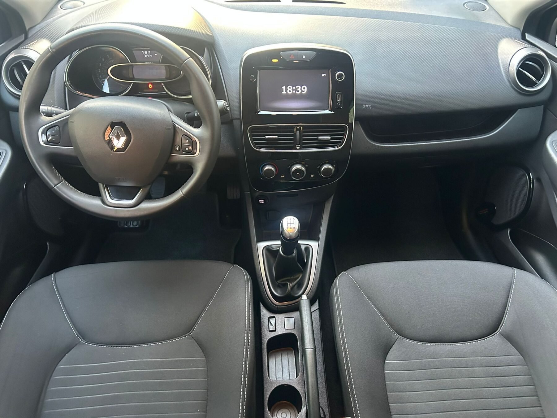RENAULT Clio 0.9 TCe limited