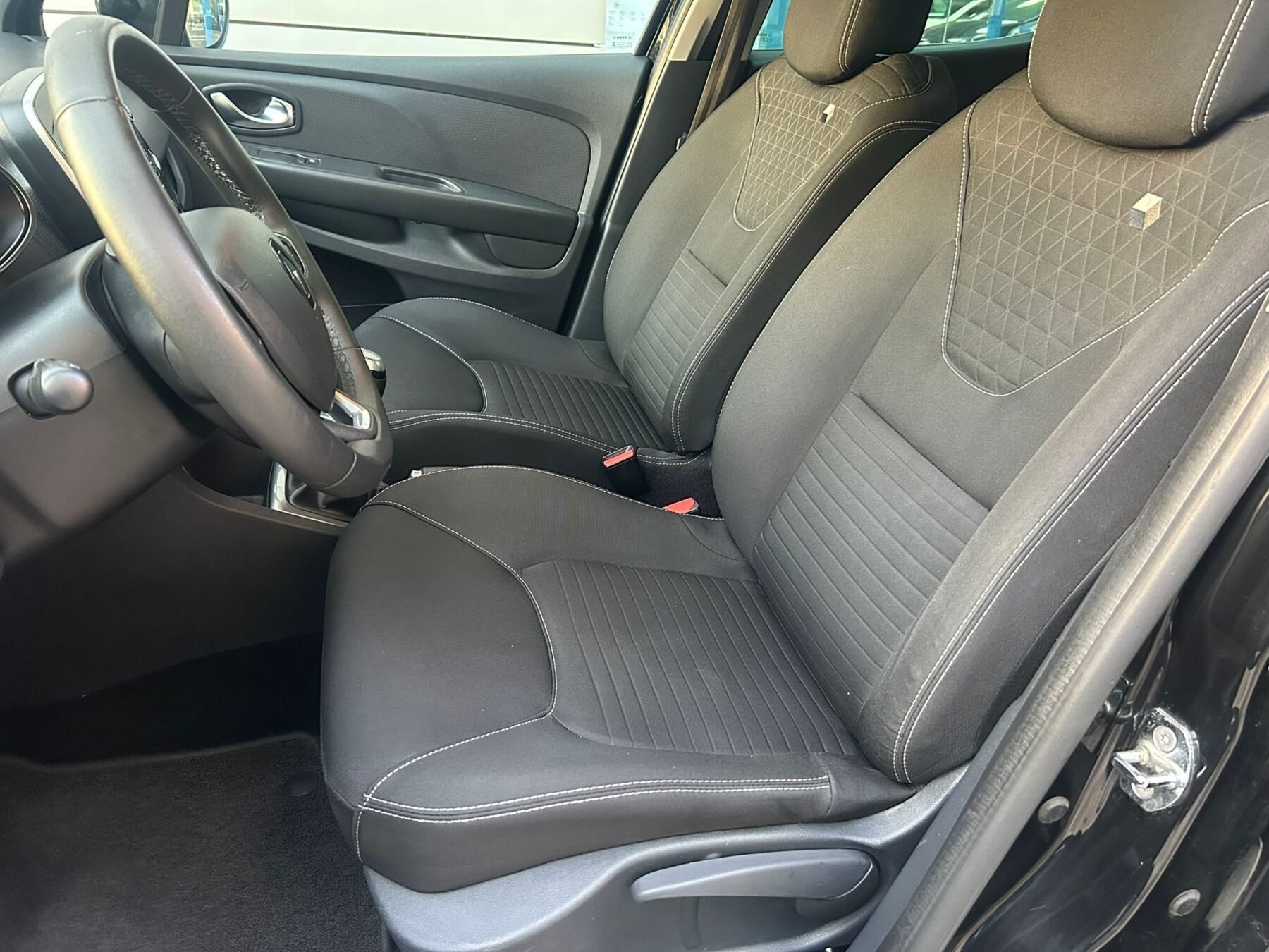 RENAULT Clio 0.9 TCe limited