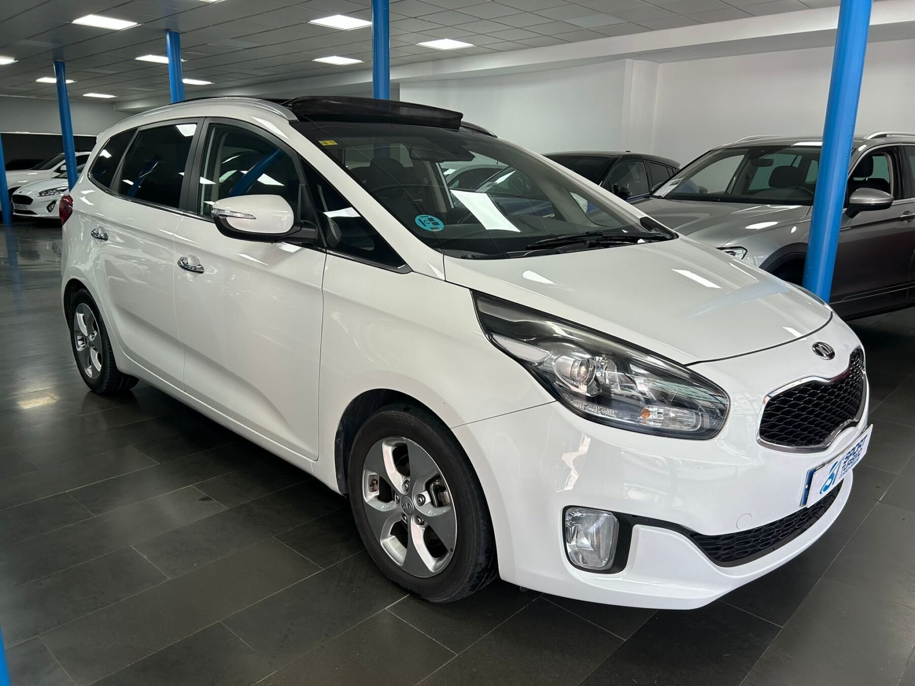 KIA CARENS 1.7crdi X-tech