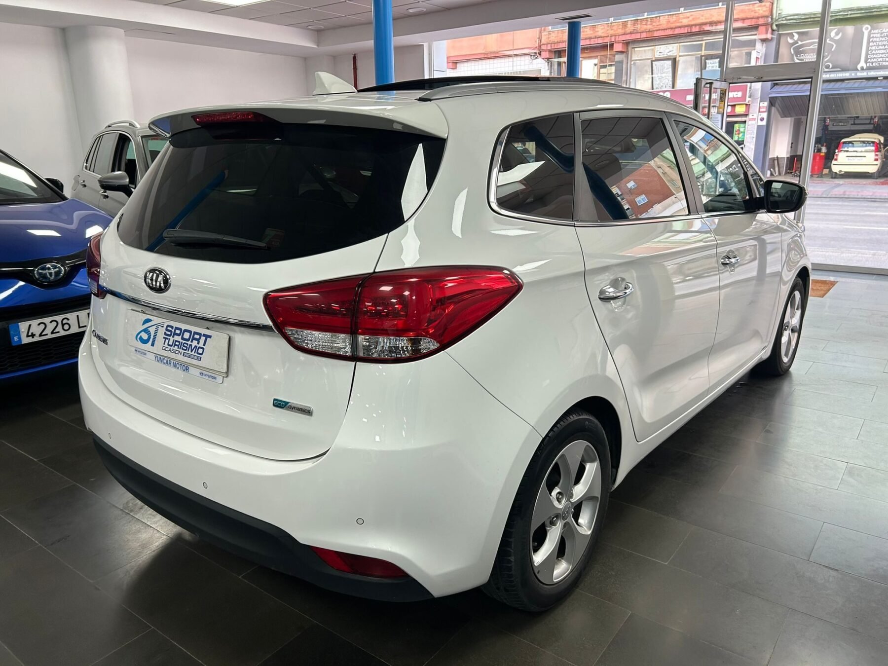 KIA CARENS 1.7crdi X-tech