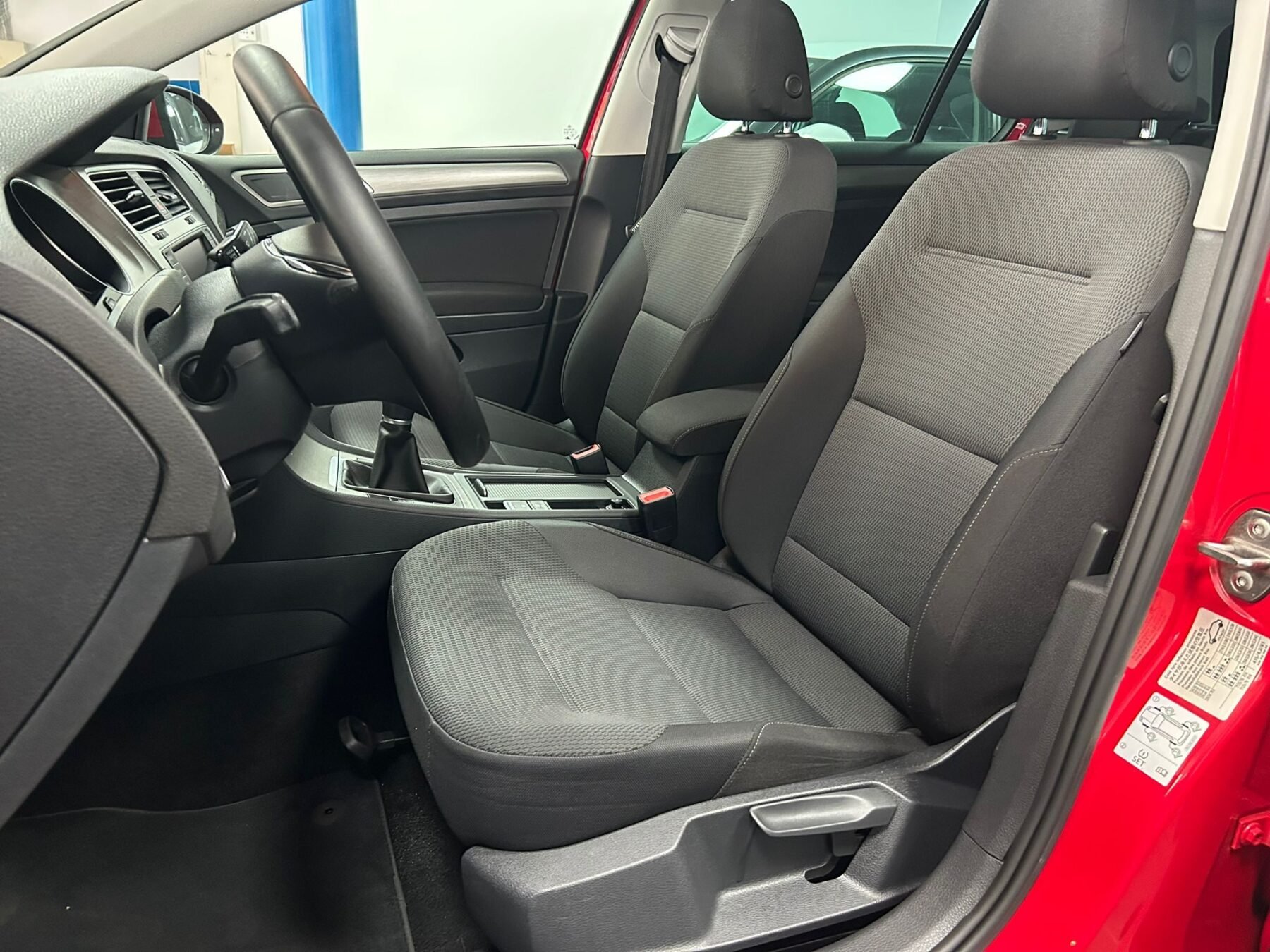 VOLKSWAGEN Golf 1.4tsi advance bmt