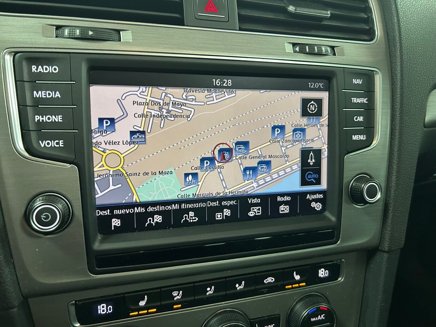 VOLKSWAGEN Golf 1.4tsi advance bmt