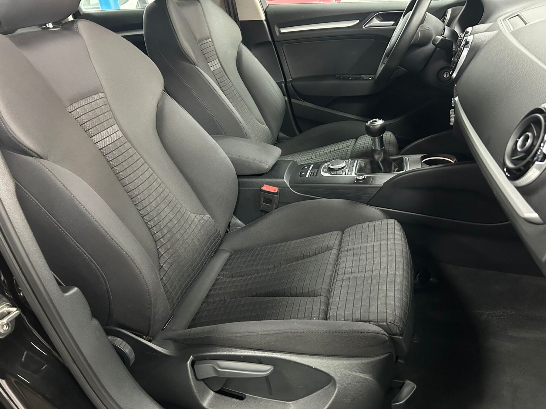 AUDI A3 Sportback 1.6tdi S-line