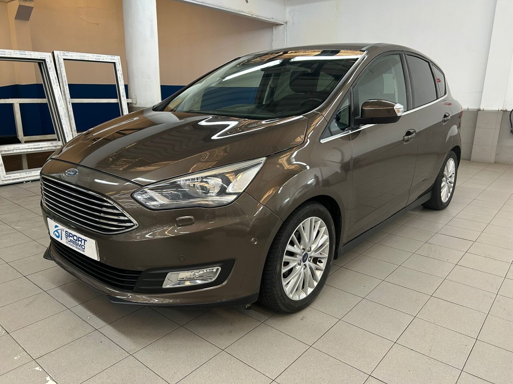 FORD Cmax 1.5tdci Titanium