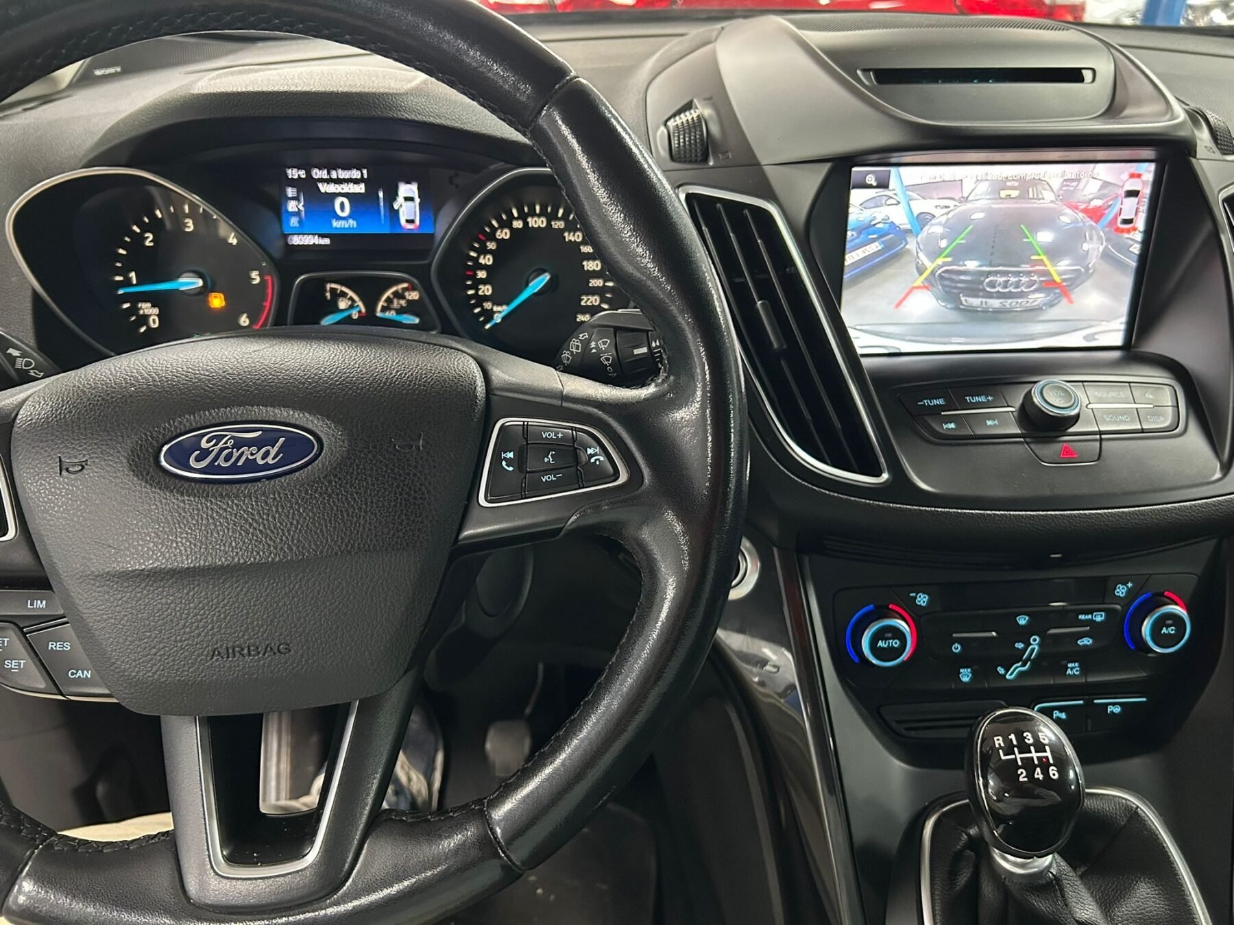 FORD Cmax 1.5tdci Titanium