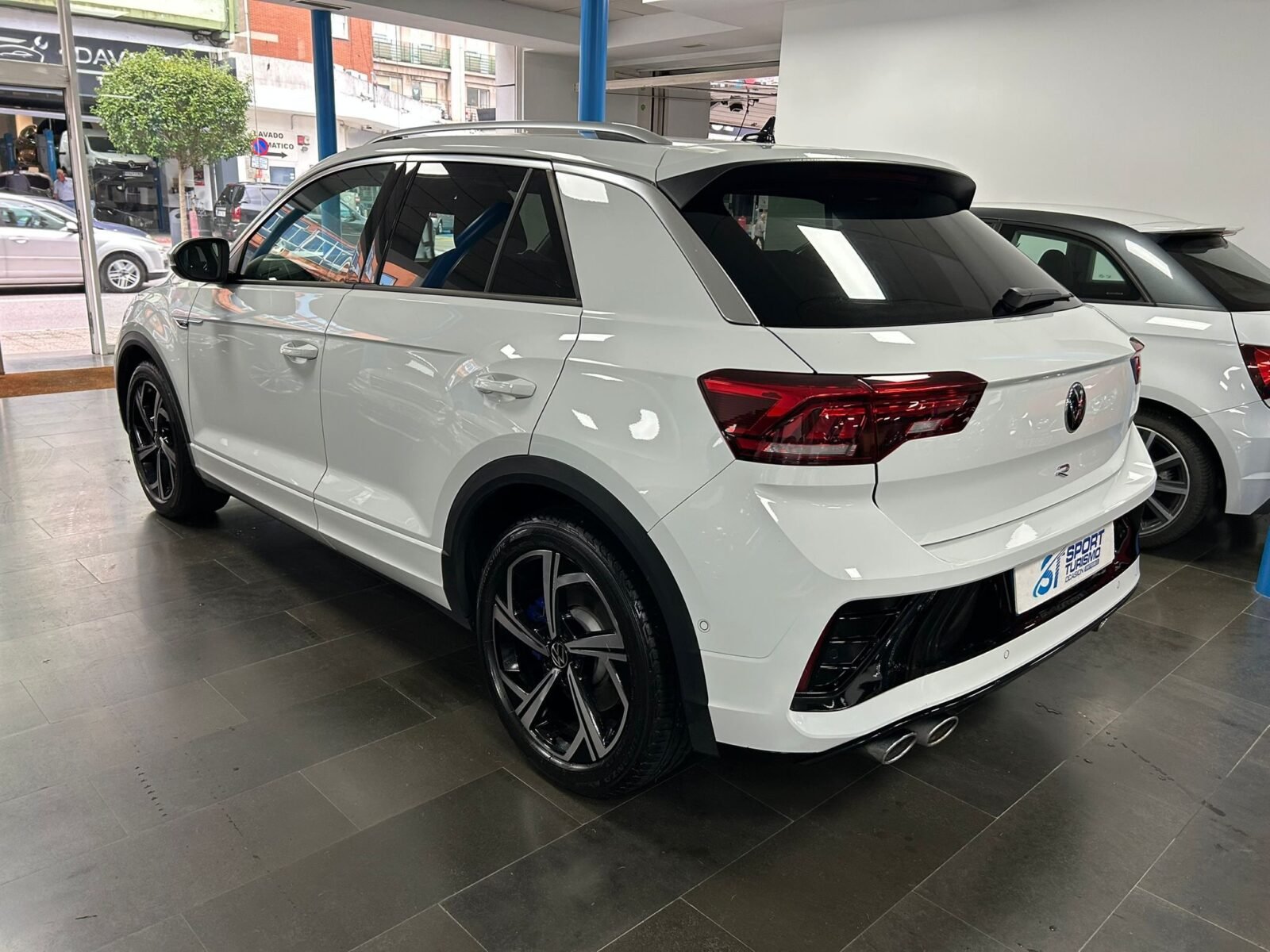 VOLKSWAGEN T-ROC 2.0TSI 4MOTION 