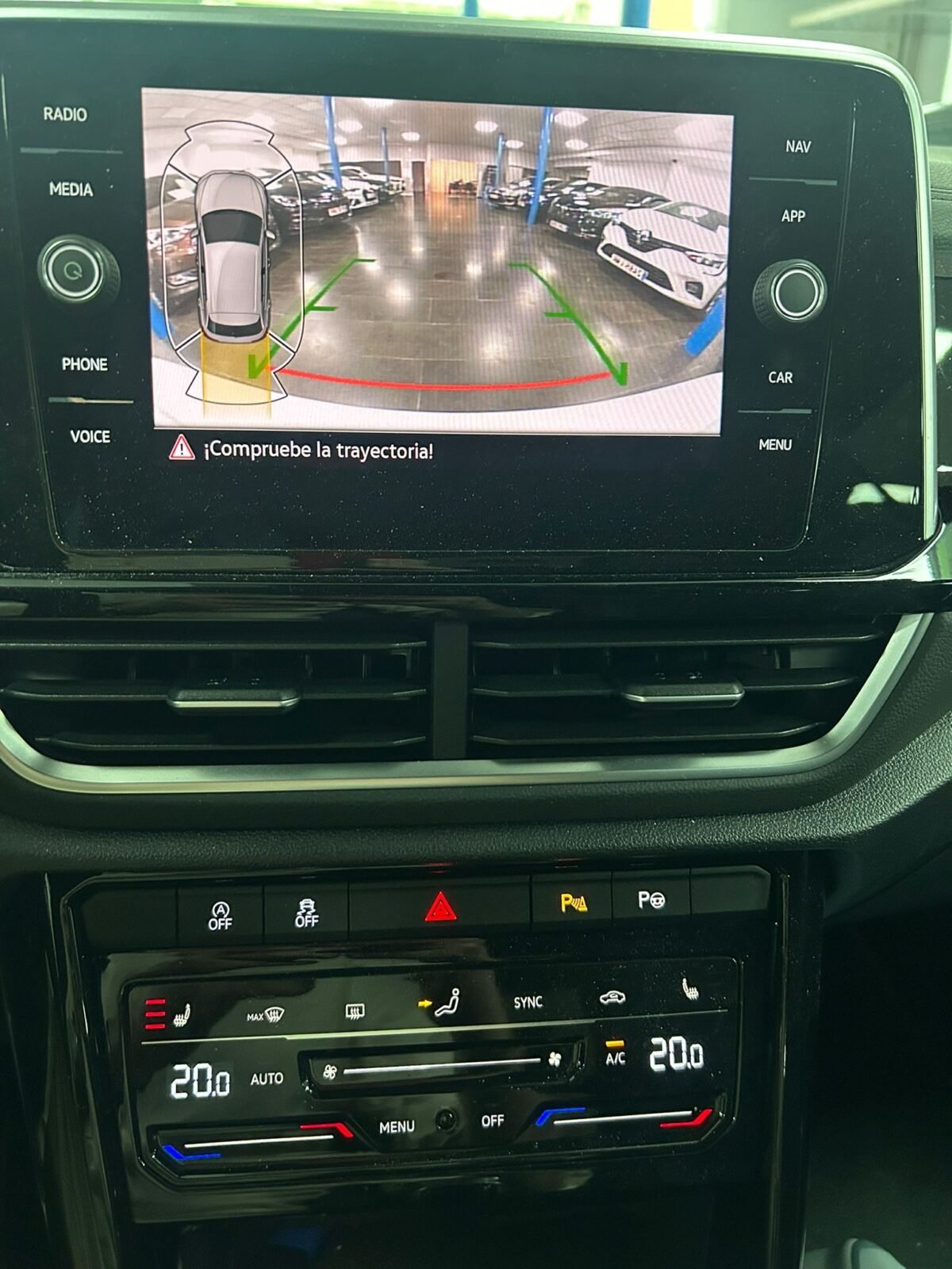 VOLKSWAGEN T-ROC 2.0TSI 4MOTION 