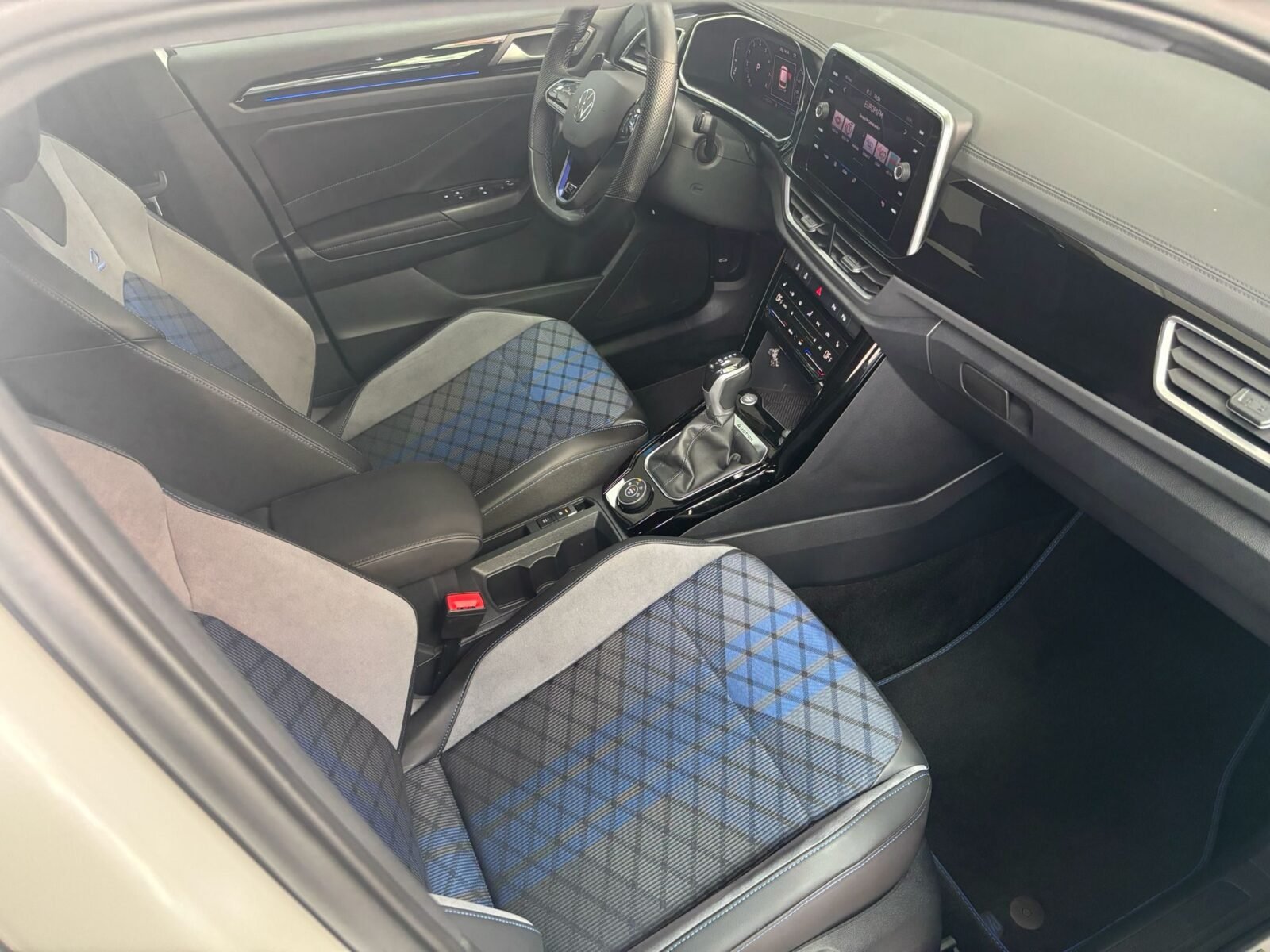 VOLKSWAGEN T-ROC 2.0TSI 4MOTION 