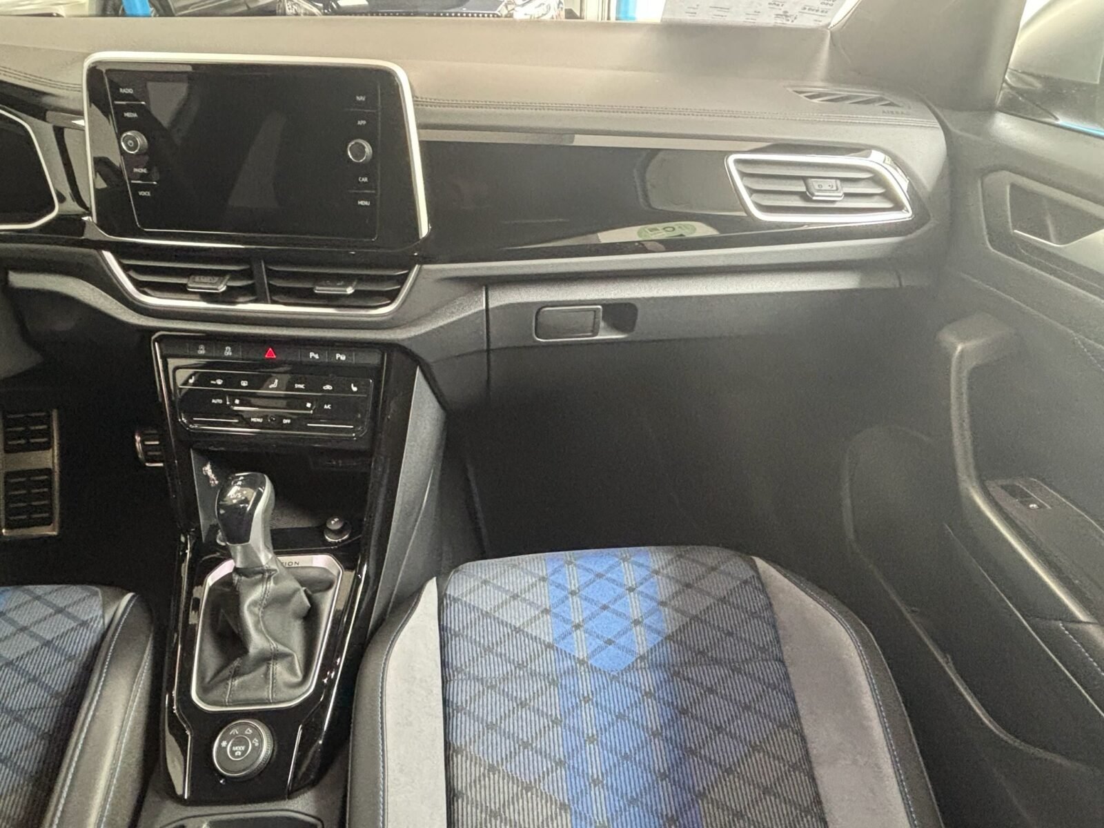 VOLKSWAGEN T-ROC 2.0TSI 4MOTION 