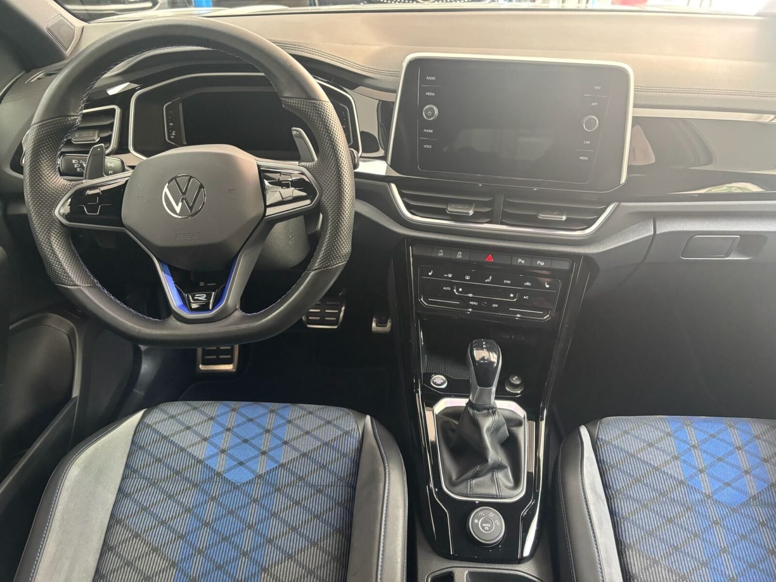 VOLKSWAGEN T-ROC 2.0TSI 4MOTION 