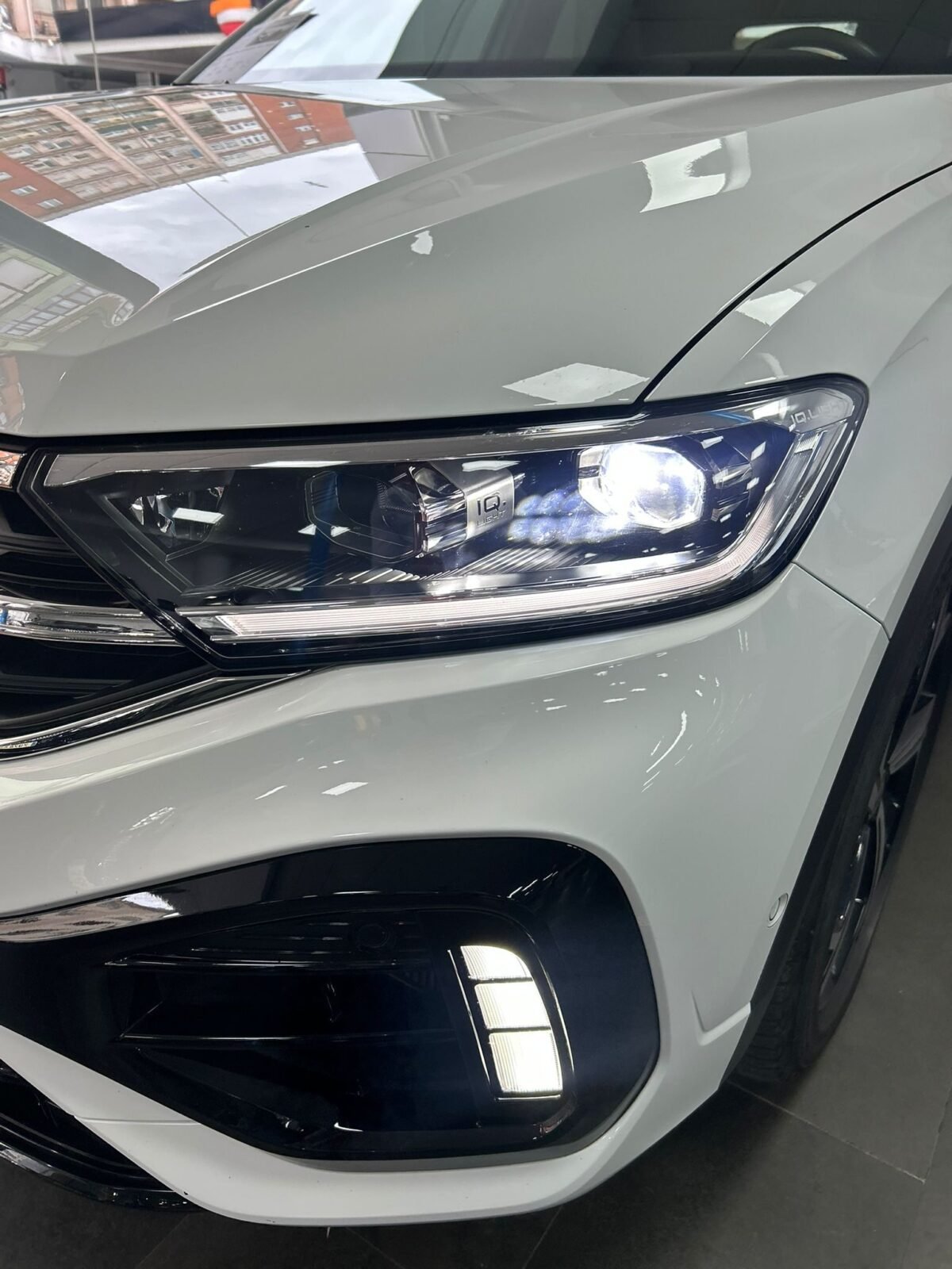 VOLKSWAGEN T-ROC 2.0TSI 4MOTION 