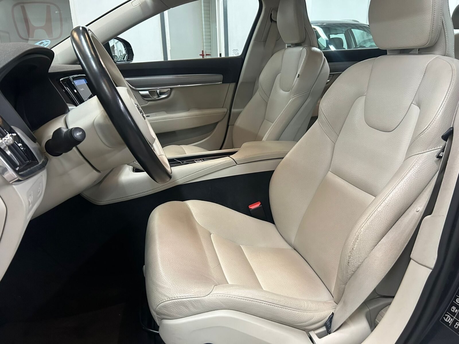VOLVO V90 D4 BUSINESS PLUS 