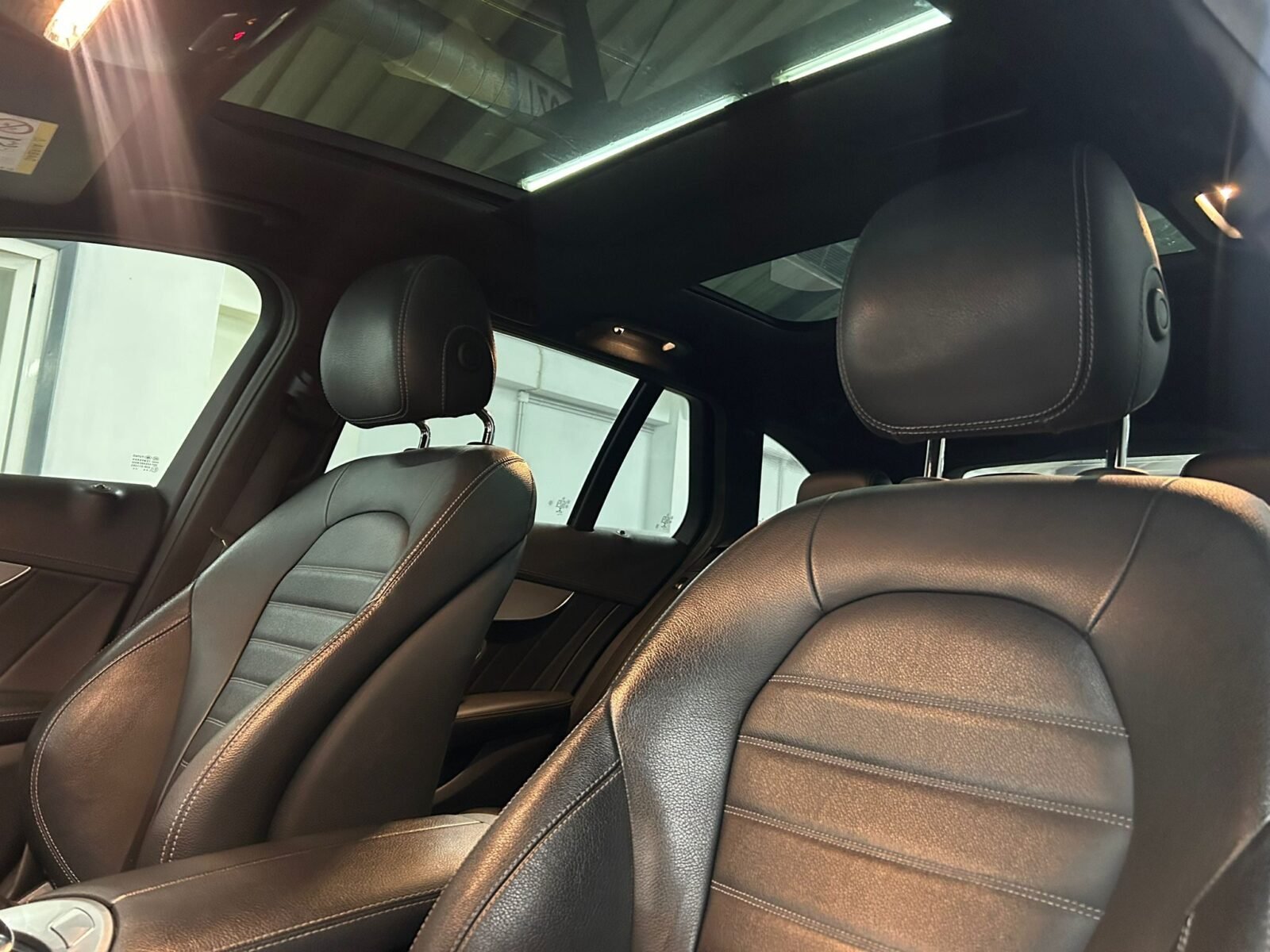 MERCEDES-BENZ C400T 4Matic AMG Line