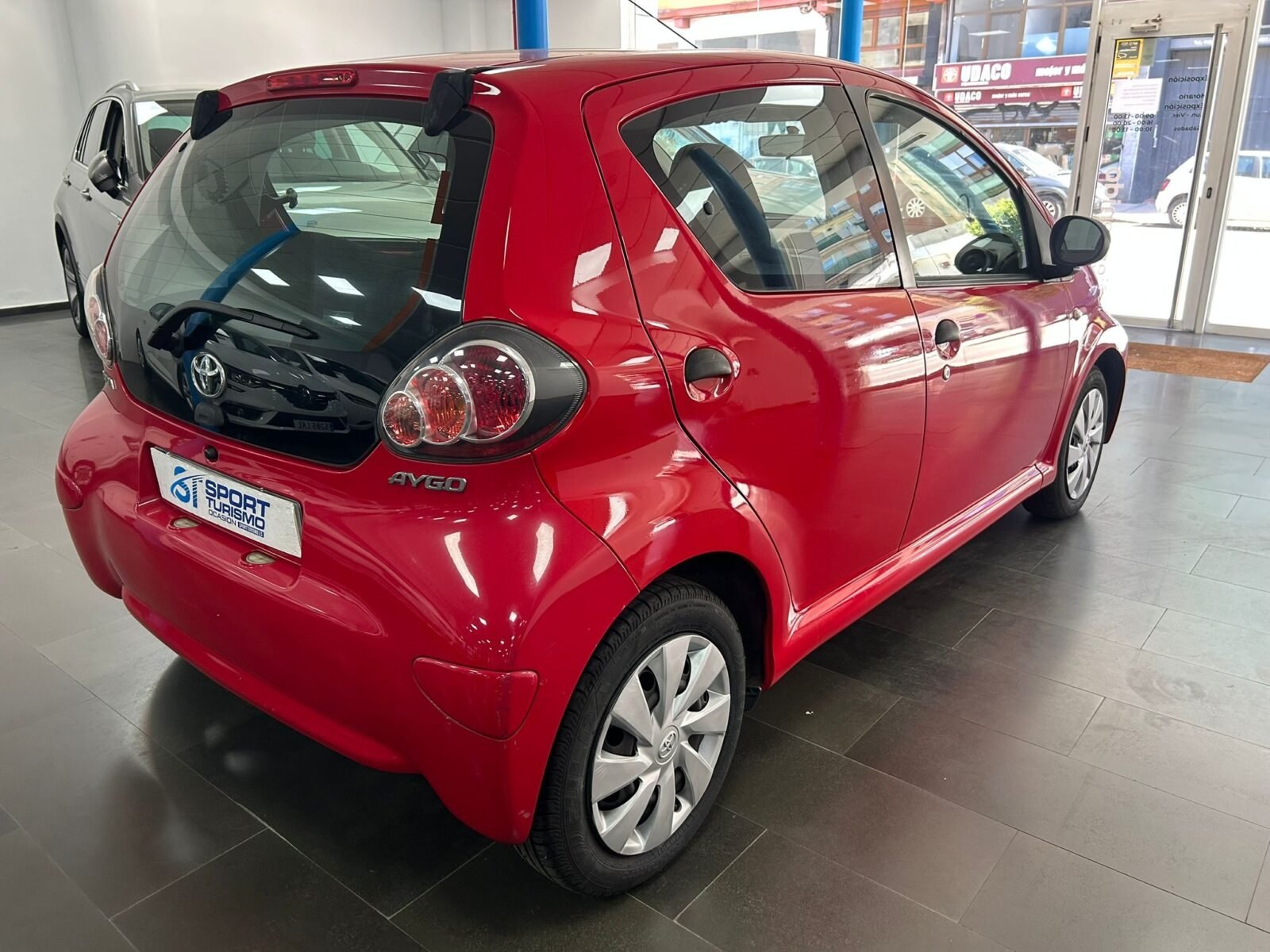 TOYOTA Aygo 1.0 live