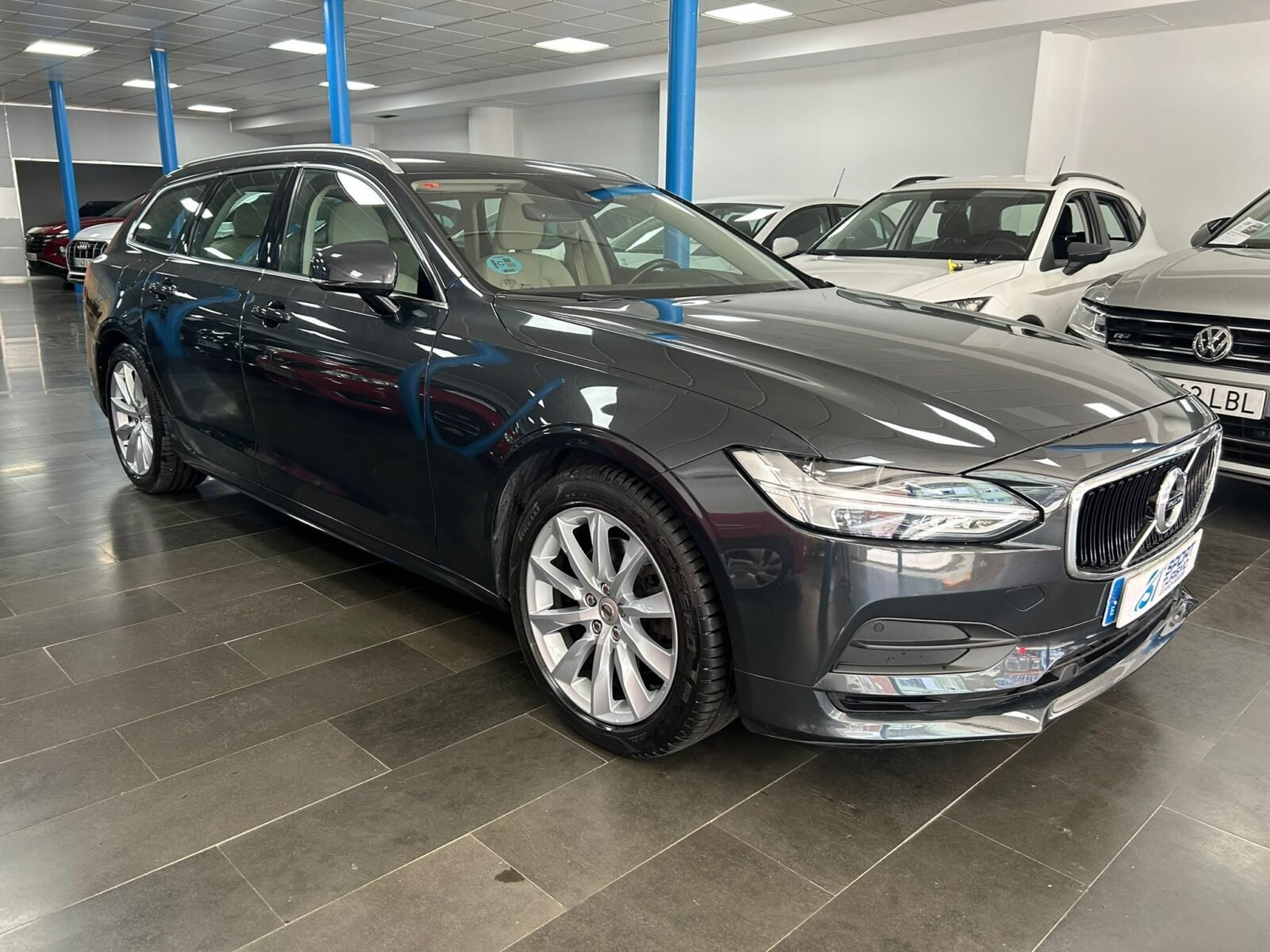 VOLVO V90 D4 BUSINESS PLUS 